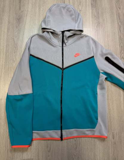 Tech Fleece 2021-20 colors