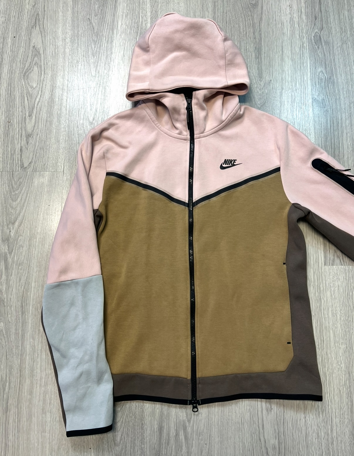Tech Fleece 2021-20 colors