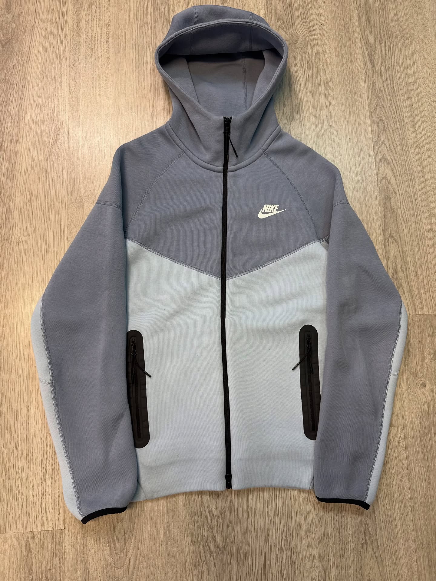 Tech Fleece 2023-20 colors