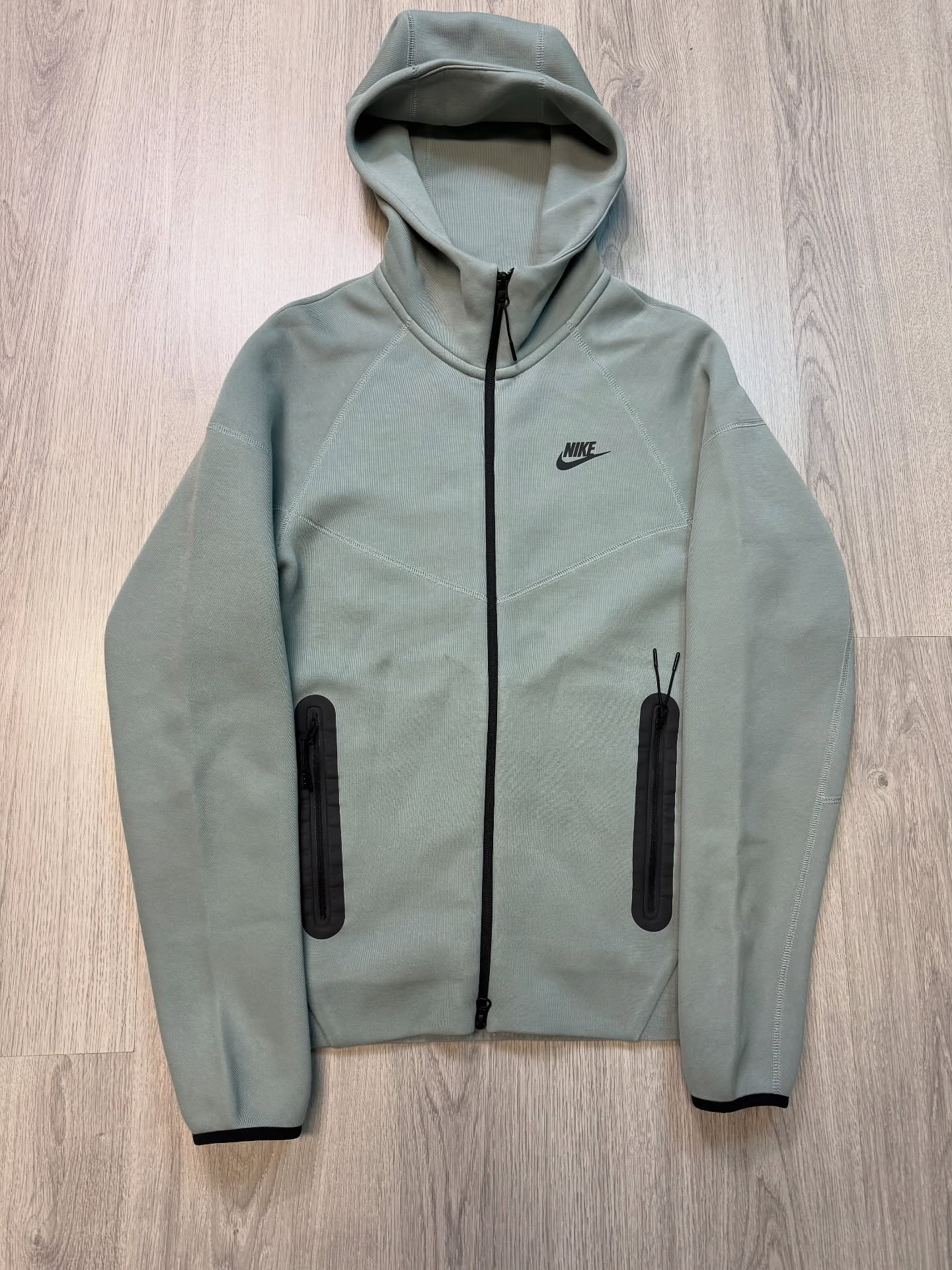 Tech Fleece 2023-20 colors