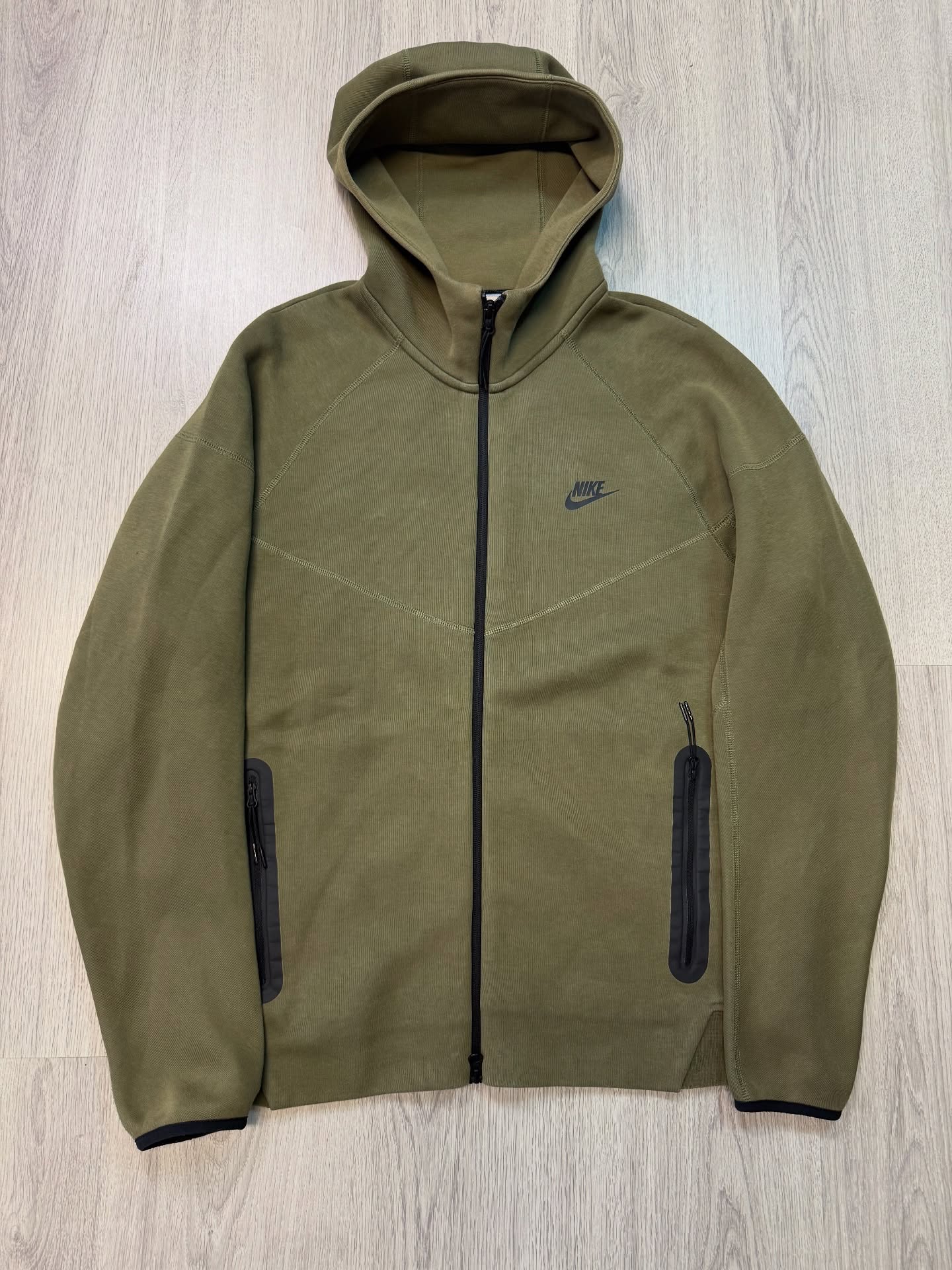 Tech Fleece 2023-20 colors