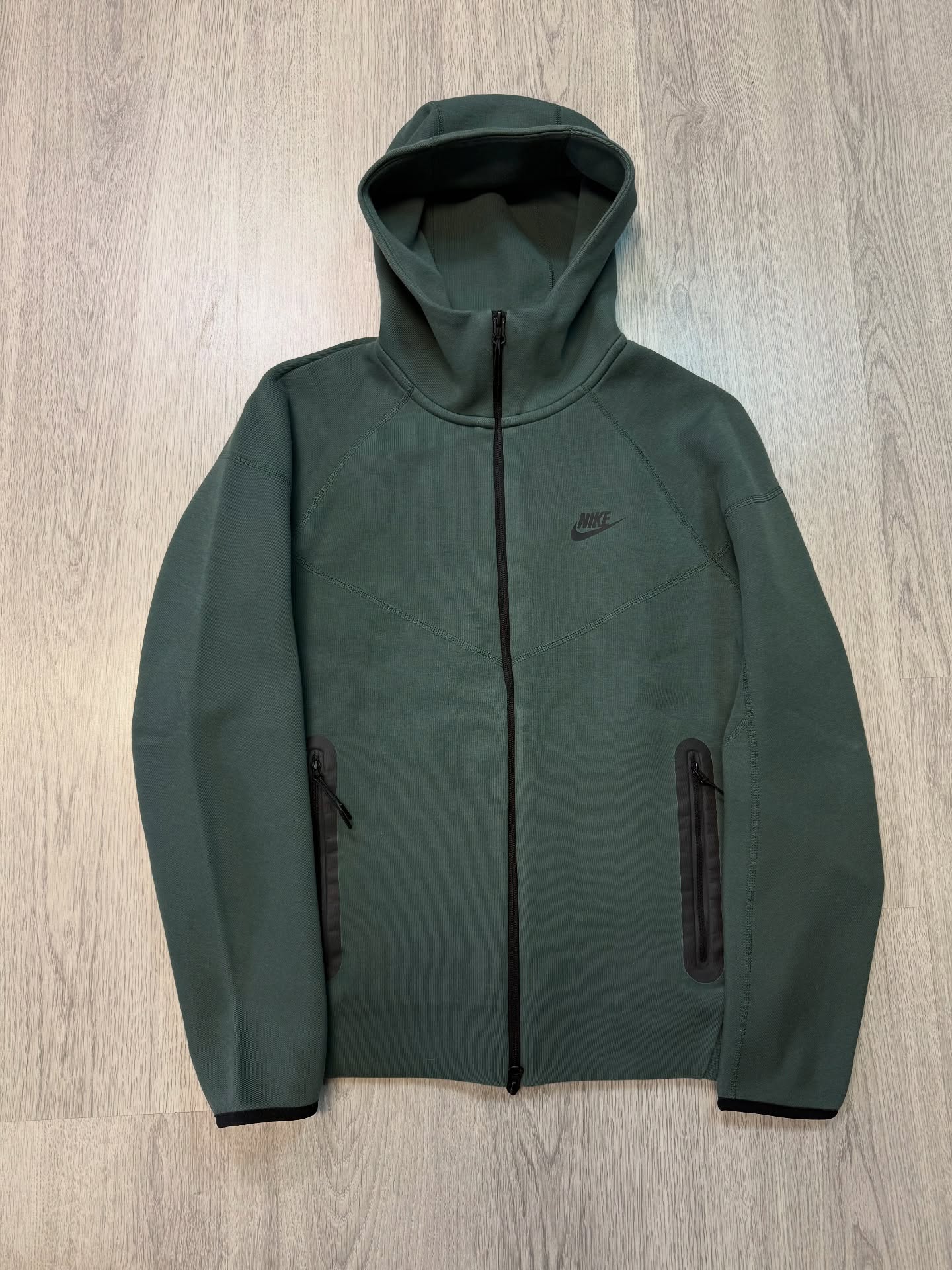 Tech Fleece 2023-20 colors