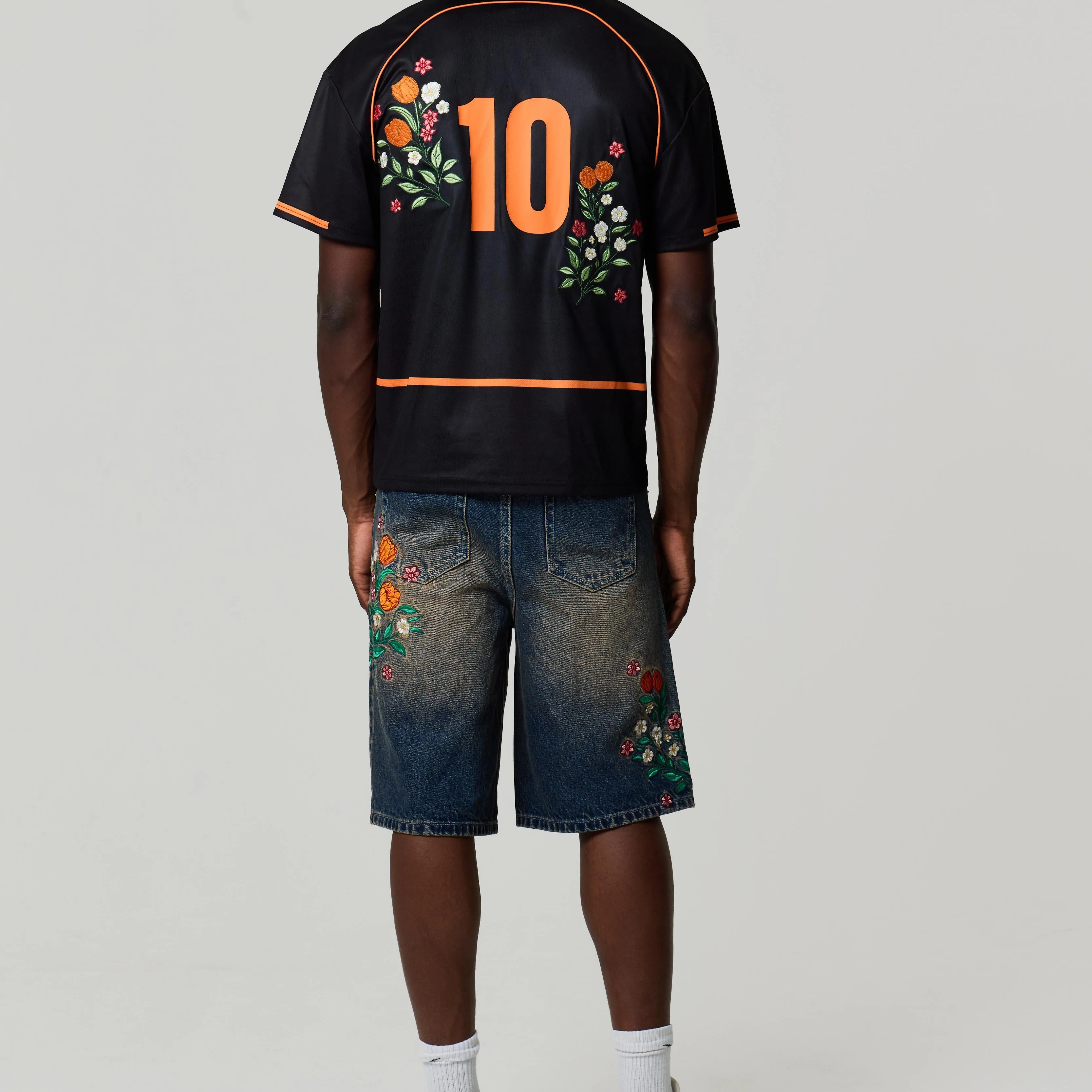 NETHERLANDS EMBROIDERED JORTS