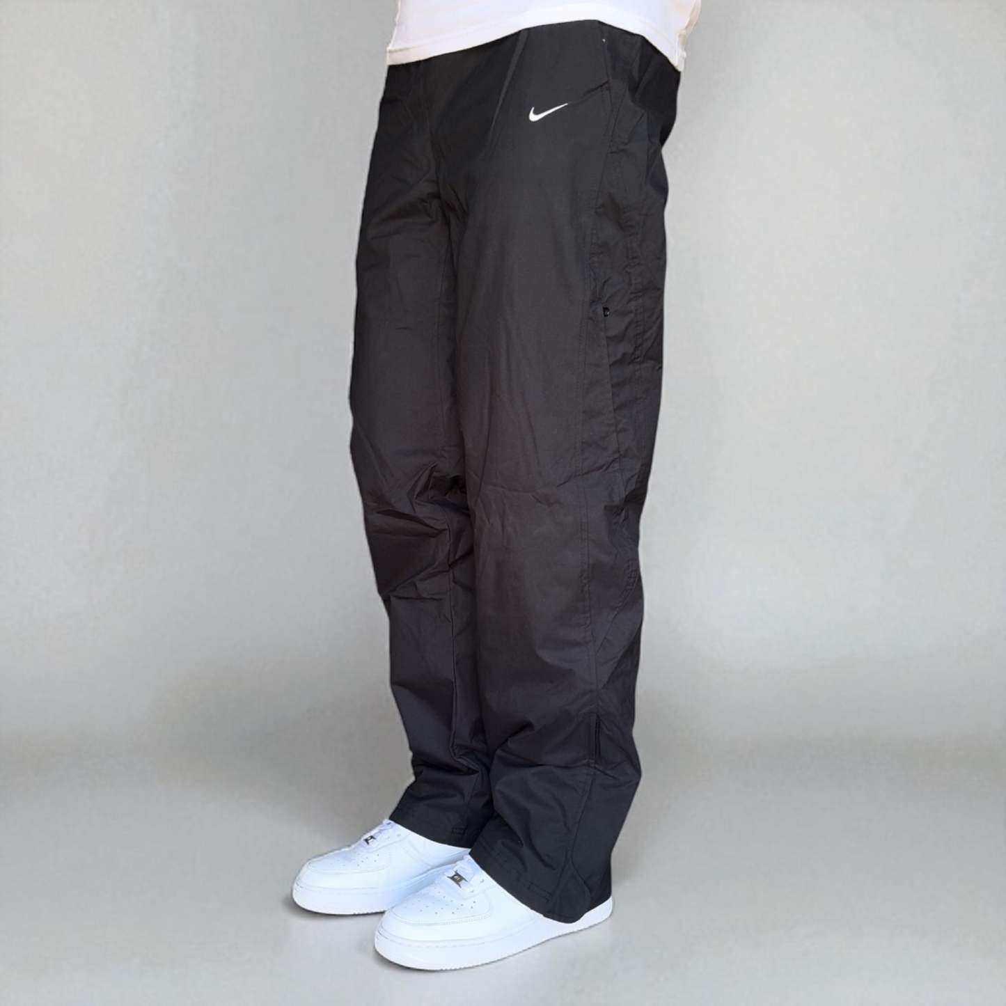 RARE 2000s Baggy Trackpants Black-Maverick