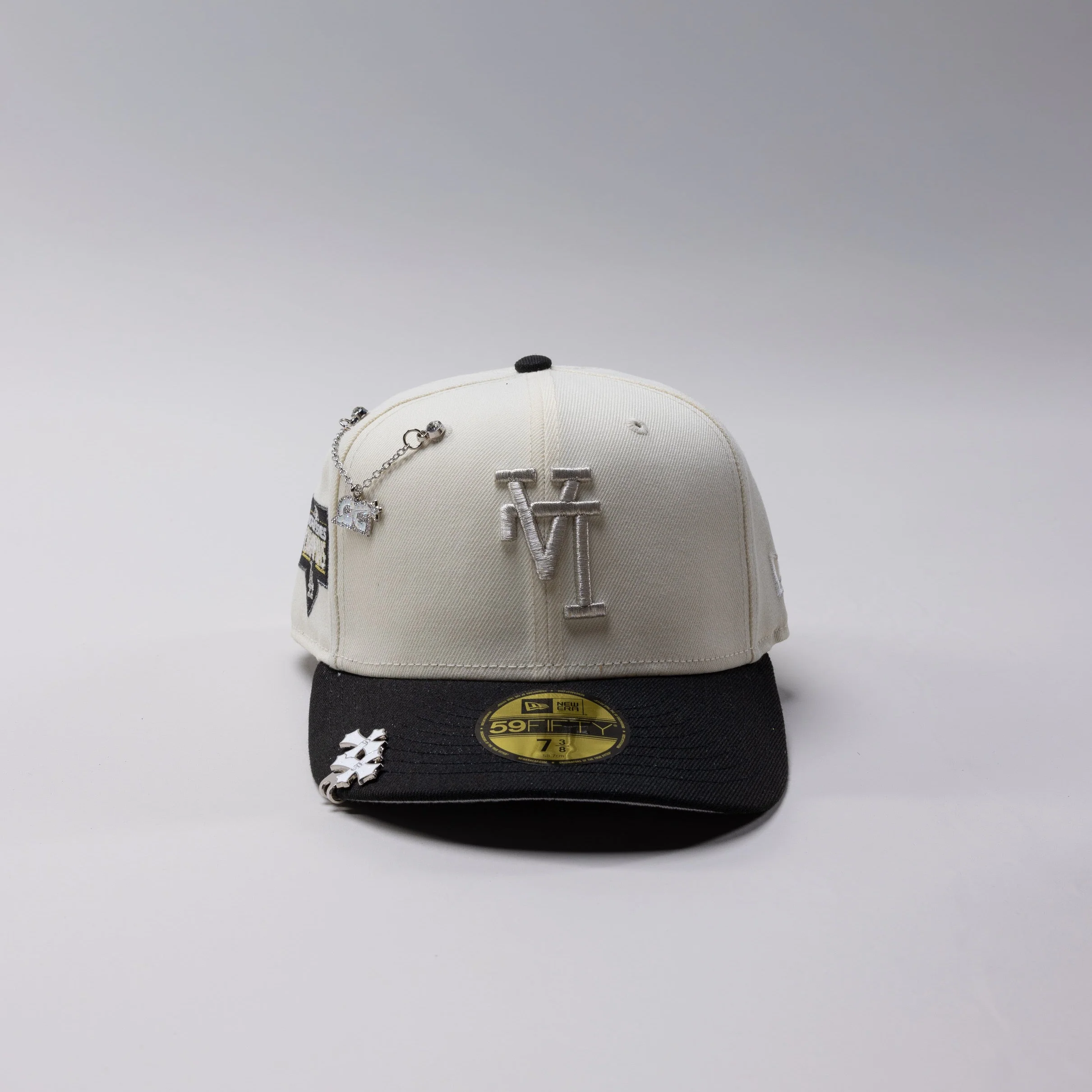 NEW ERA EXCLUSIVE 59FIFTY CHROME/ BLACK UPSIDE DOWN LOS ANGELES DODGERS W/ 2020 WORLD SERIES CHAMPIONS SIDE PATCH-Maverick