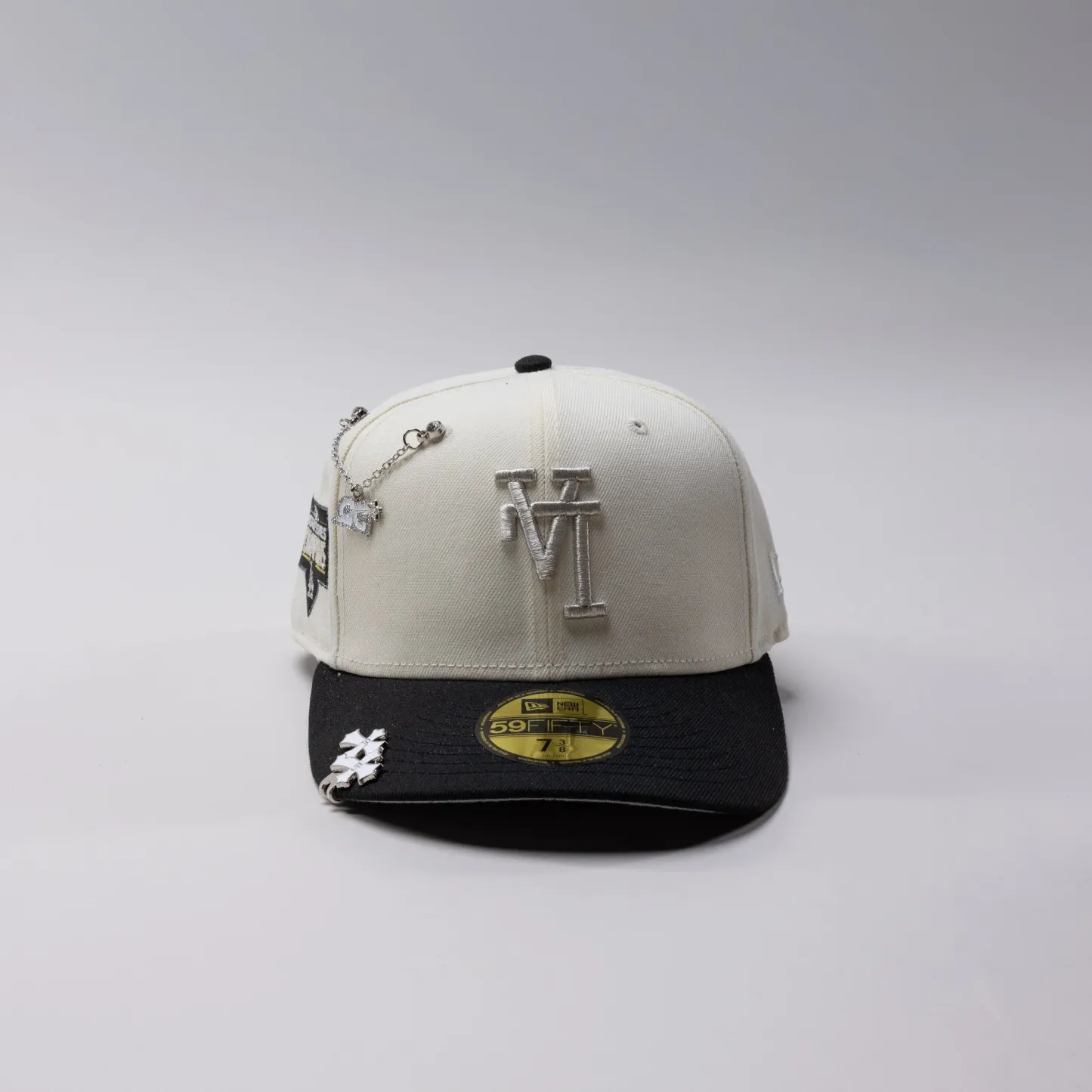 NEW ERA EXCLUSIVE 59FIFTY CHROME/ BLACK UPSIDE DOWN LOS ANGELES DODGERS W/ 2020 WORLD SERIES CHAMPIONS SIDE PATCH-Maverick