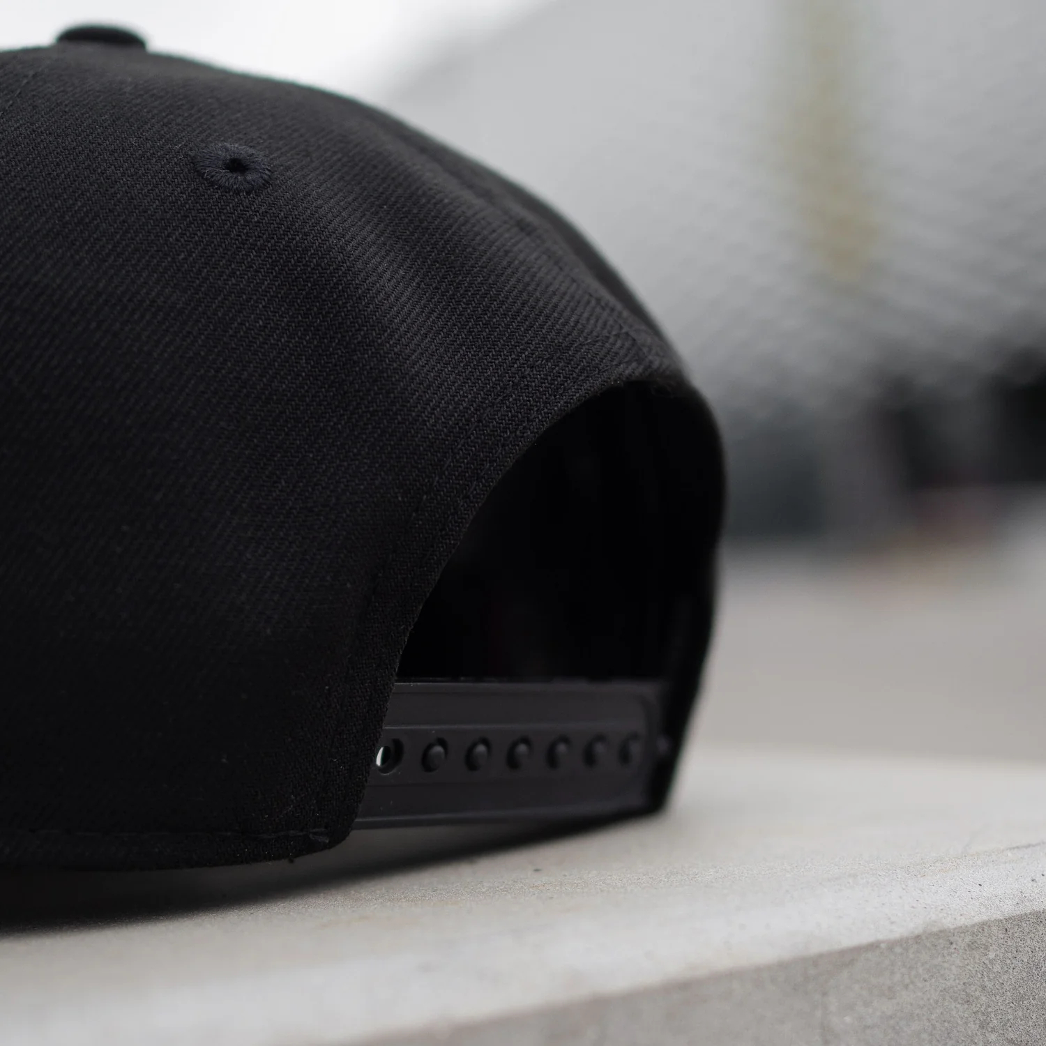 NEW ERA 9FORTY TYPE A MLB CHICAGO WHITE SOX KOMISKY PARK BLACK/KELLY GREEN UV BASEBALL CAP-Maverick