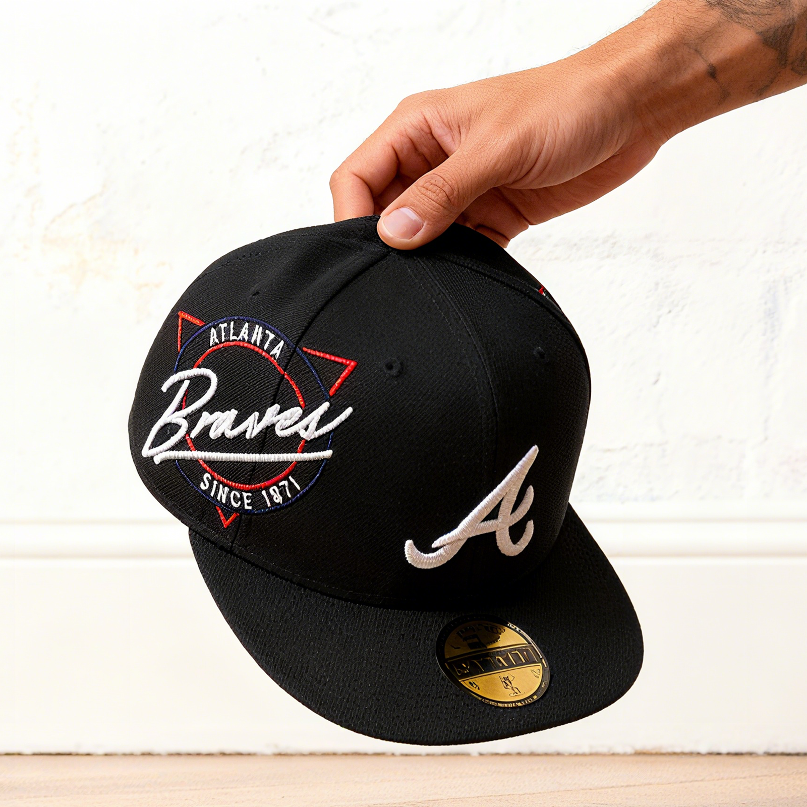 NEW ERA ATLANTA BRAVES MLB NEON EMBROIDERED CASUAL BASEBALL CAP-Maverick