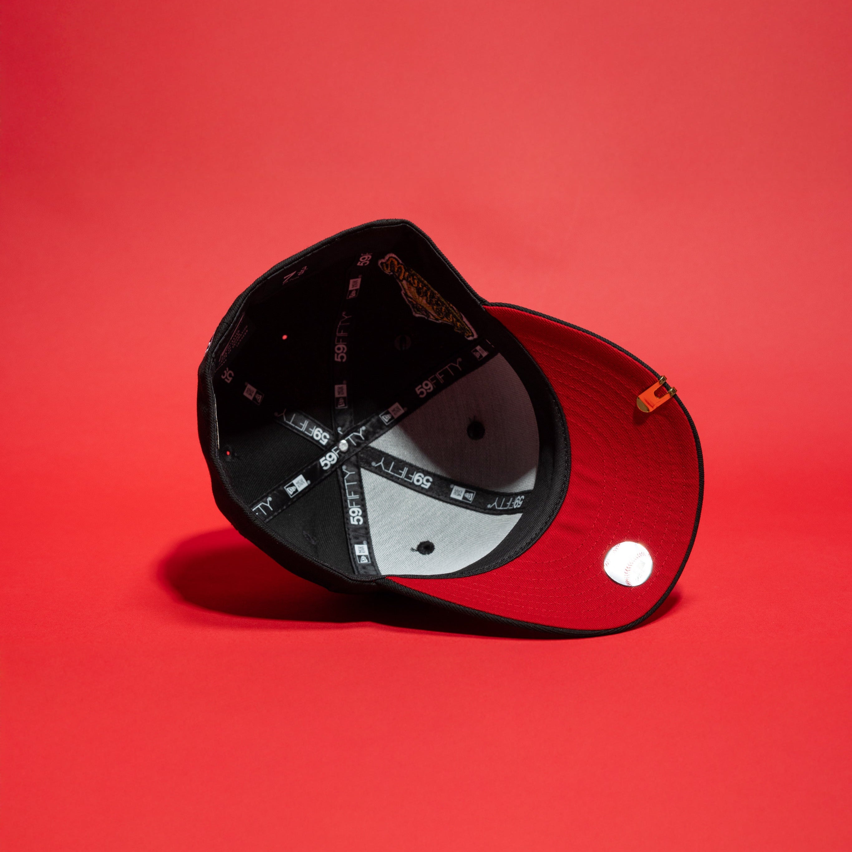 NEW ERA 59FIFTY BLACK ATLANTA BRAVES W/ 1995 WORLD SERIES SIDE PATCH-Maverick