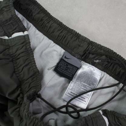 RARE 00s Trackpants Green-Maverick