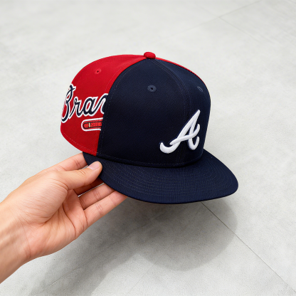 NEW ERA ATLANTA BRAVES NAVY/RED GAMEDAY SIDESWIPE EMBROIDERED CASUAL BASEBALL CAP-Maverick