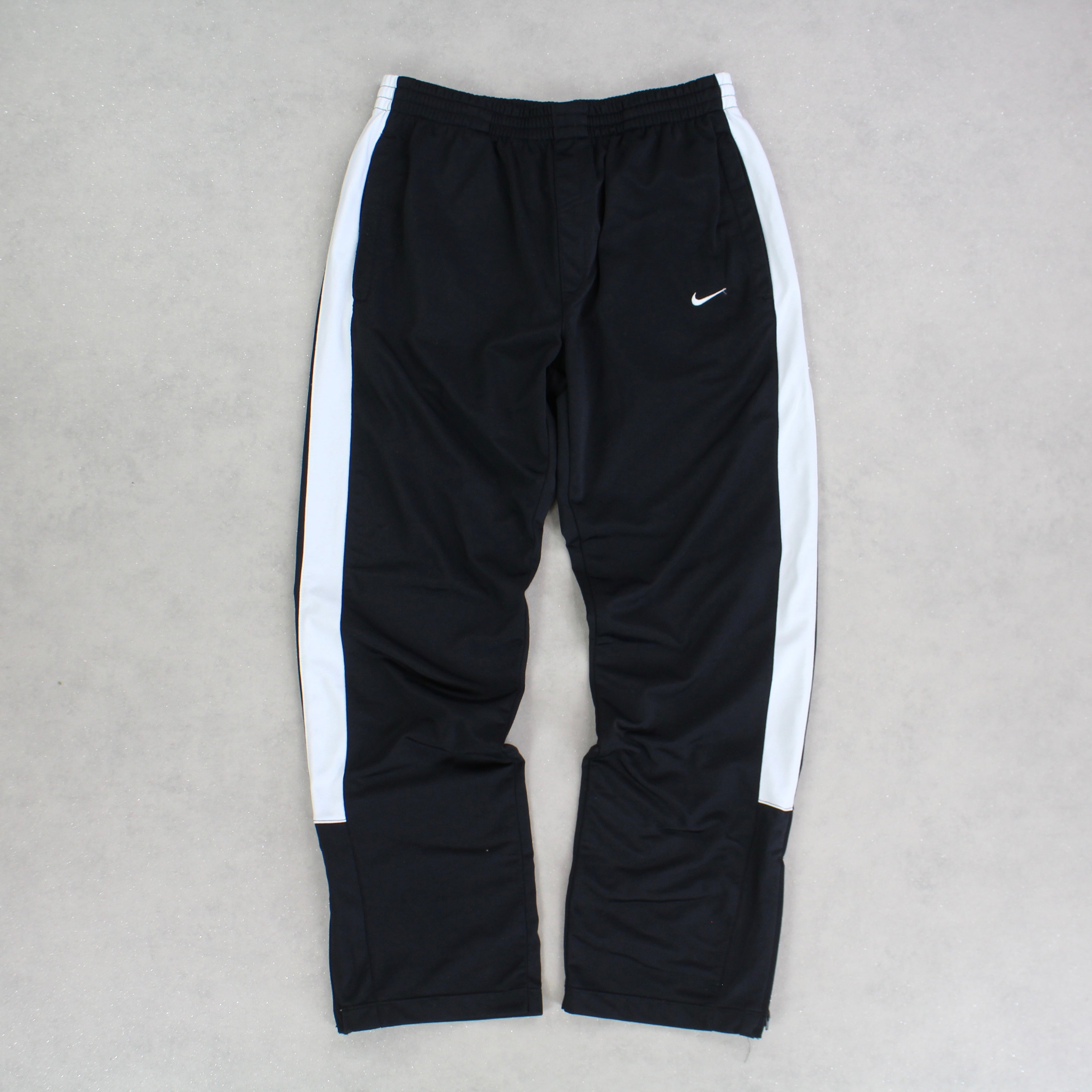 RARE 00s Trackpants Black-Maverick