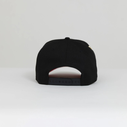 NEW ERA EXCLUSIVE 9FIFTY A-FRAME BLACK NEW YORK YANKEES SNAPBACK W/ 1999 WORLD SERIES SIDE PATCH-Maverick