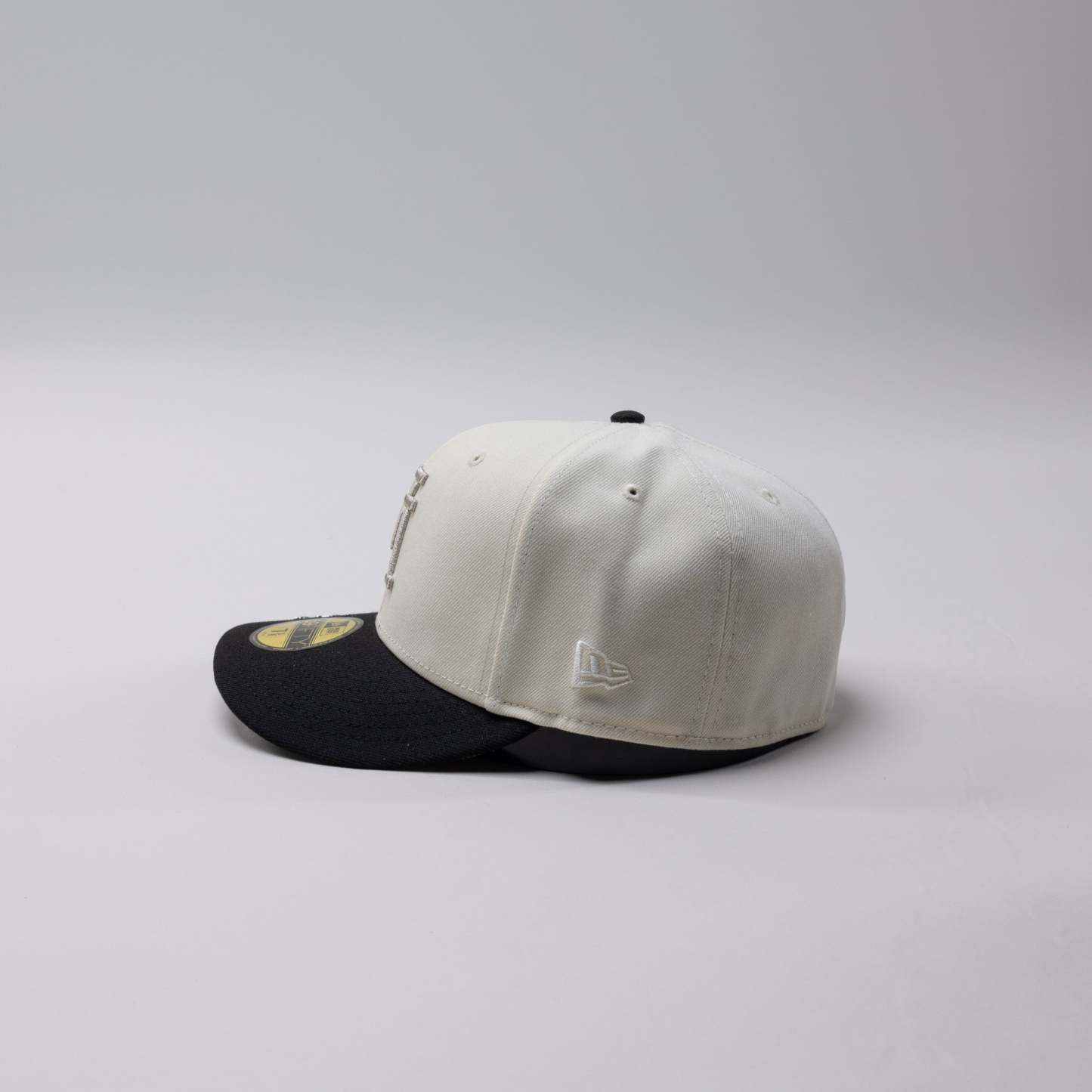 NEW ERA EXCLUSIVE 59FIFTY CHROME/ BLACK UPSIDE DOWN LOS ANGELES DODGERS W/ 2020 WORLD SERIES CHAMPIONS SIDE PATCH-Maverick