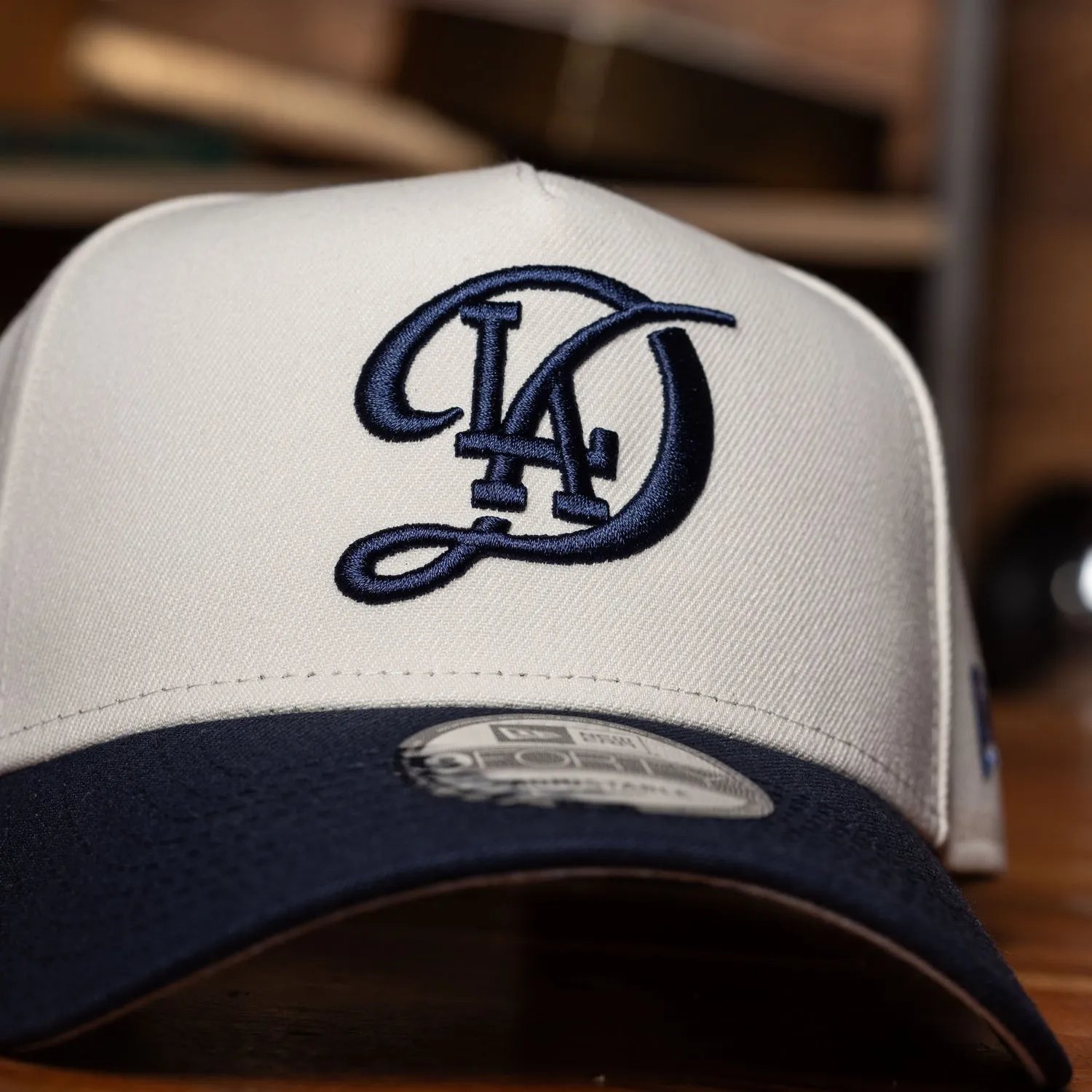 NEW ERA 9FORTY A-FRAME MLB LOS ANGELES DODGERS SCRIPT TWO TONE / GREY UV SNAPBACK CAP-Maverick
