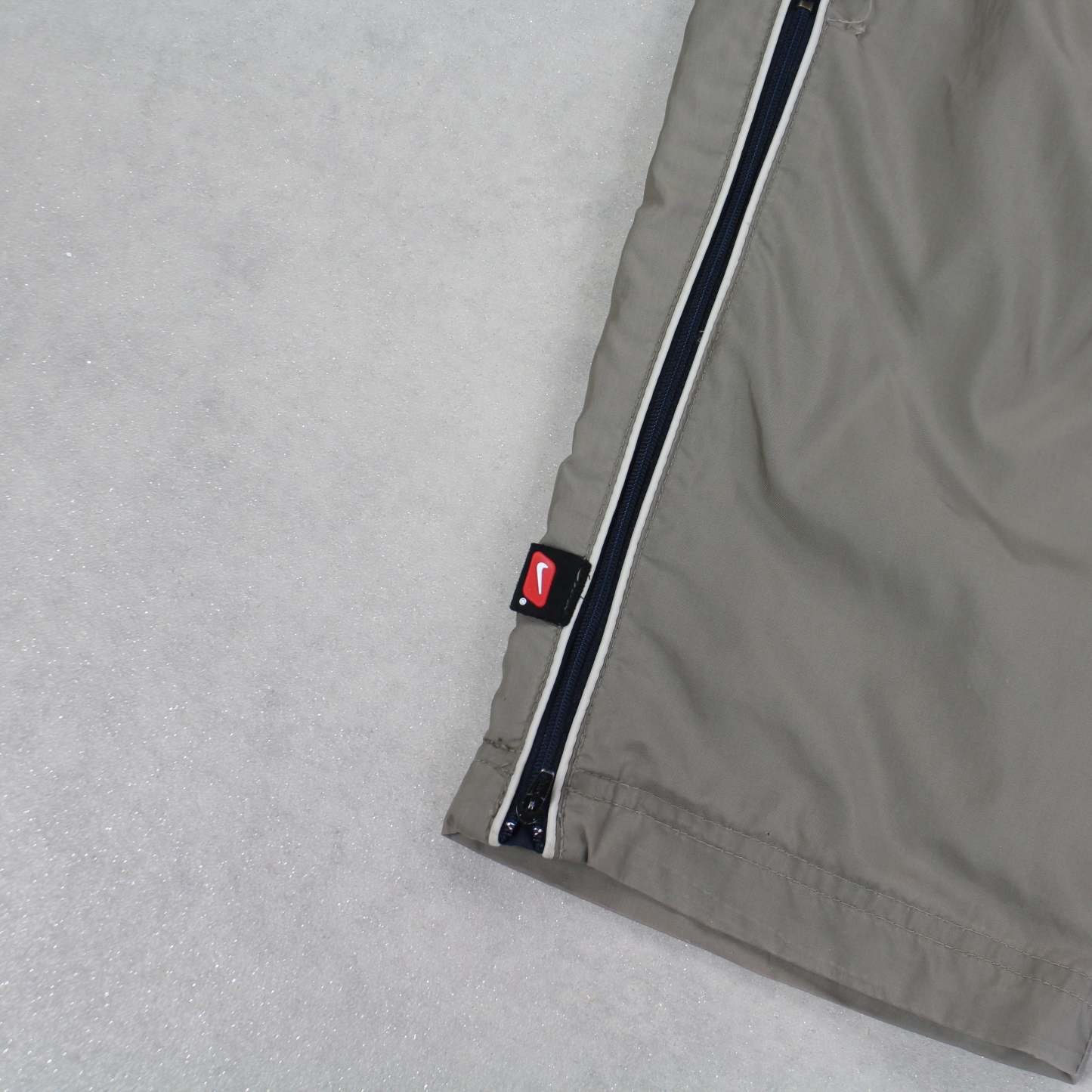 RARE 2000s Trackpants Green-Maverick