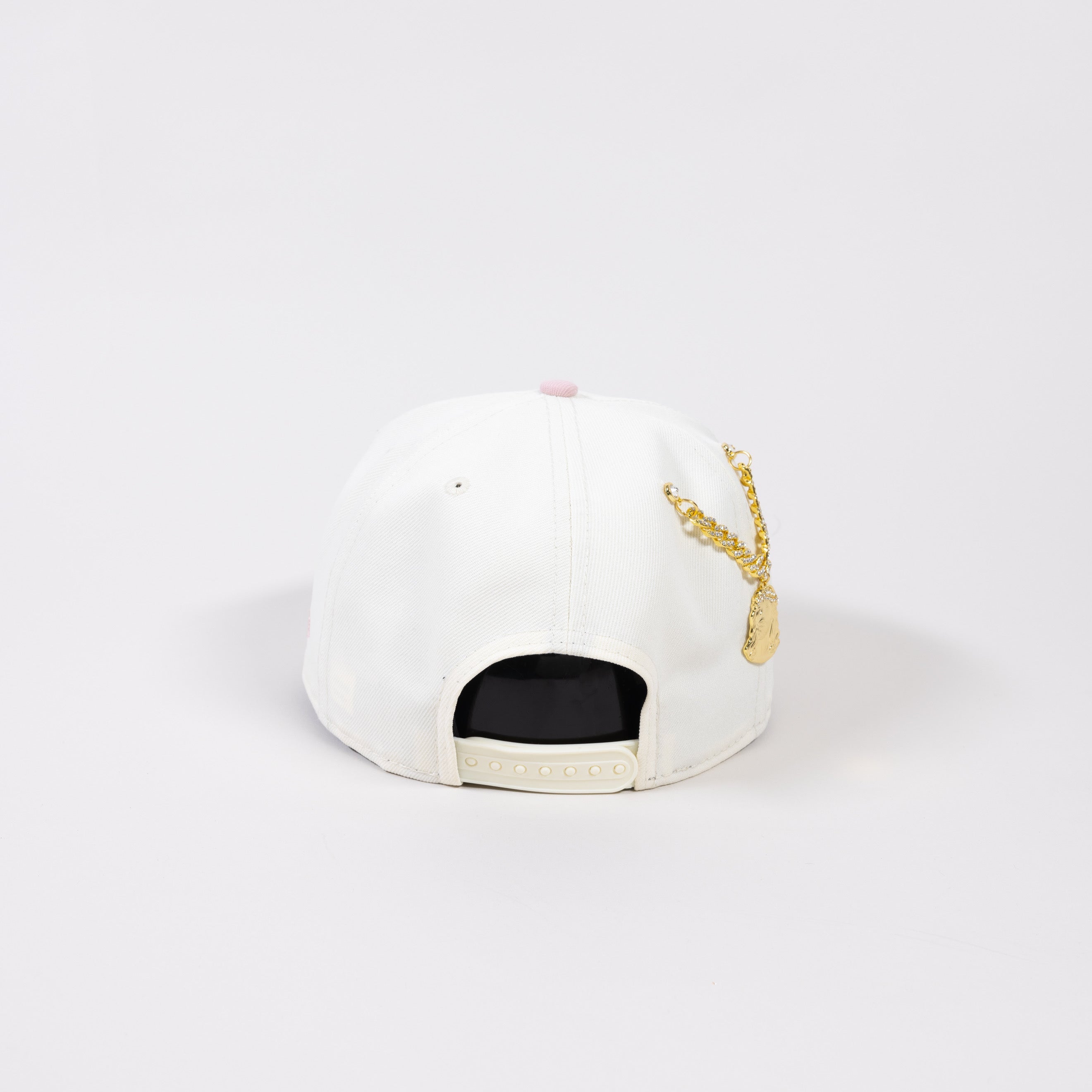 NEW ERA EXCLUSIVE 9FIFTY A-FRAME CHROME/ SOFT PINK LOS ANGELES DODGERS SNAPBACK W/ 2024 WORLD SERIES CHAMPIONS SIDE PATCH-Maverick