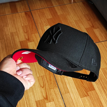 NEW ERA NEW YORK YANKEES WORLD SERIES 1999 BLACK RED EMBROIDERED CASUAL BASEBALL CAP-Maverick