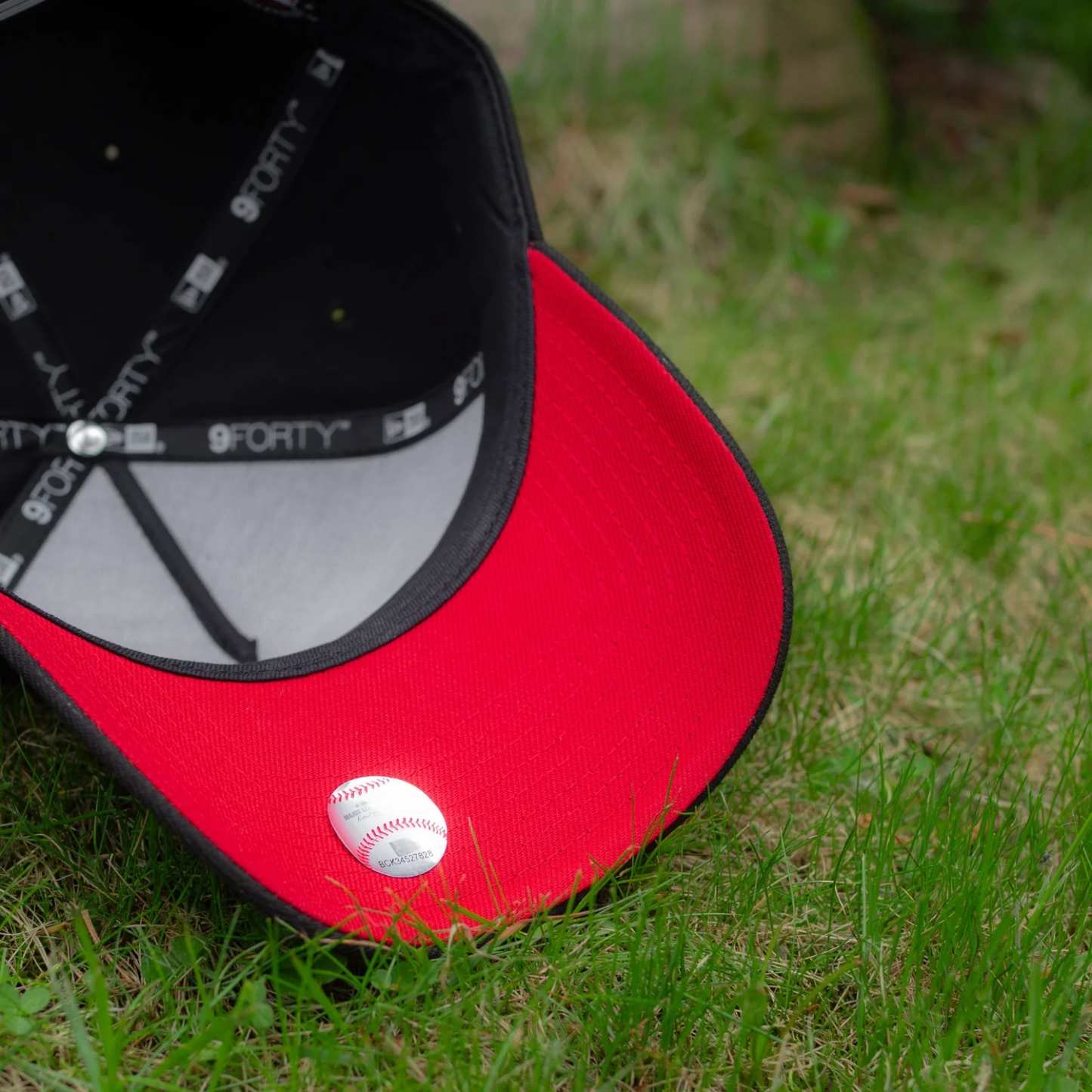 NEW ERA 9FORTY A-FRAME LOS ANGELES DODGERS ROSES BLACK / SCARLET UV SNAPBACK CA-Maverick