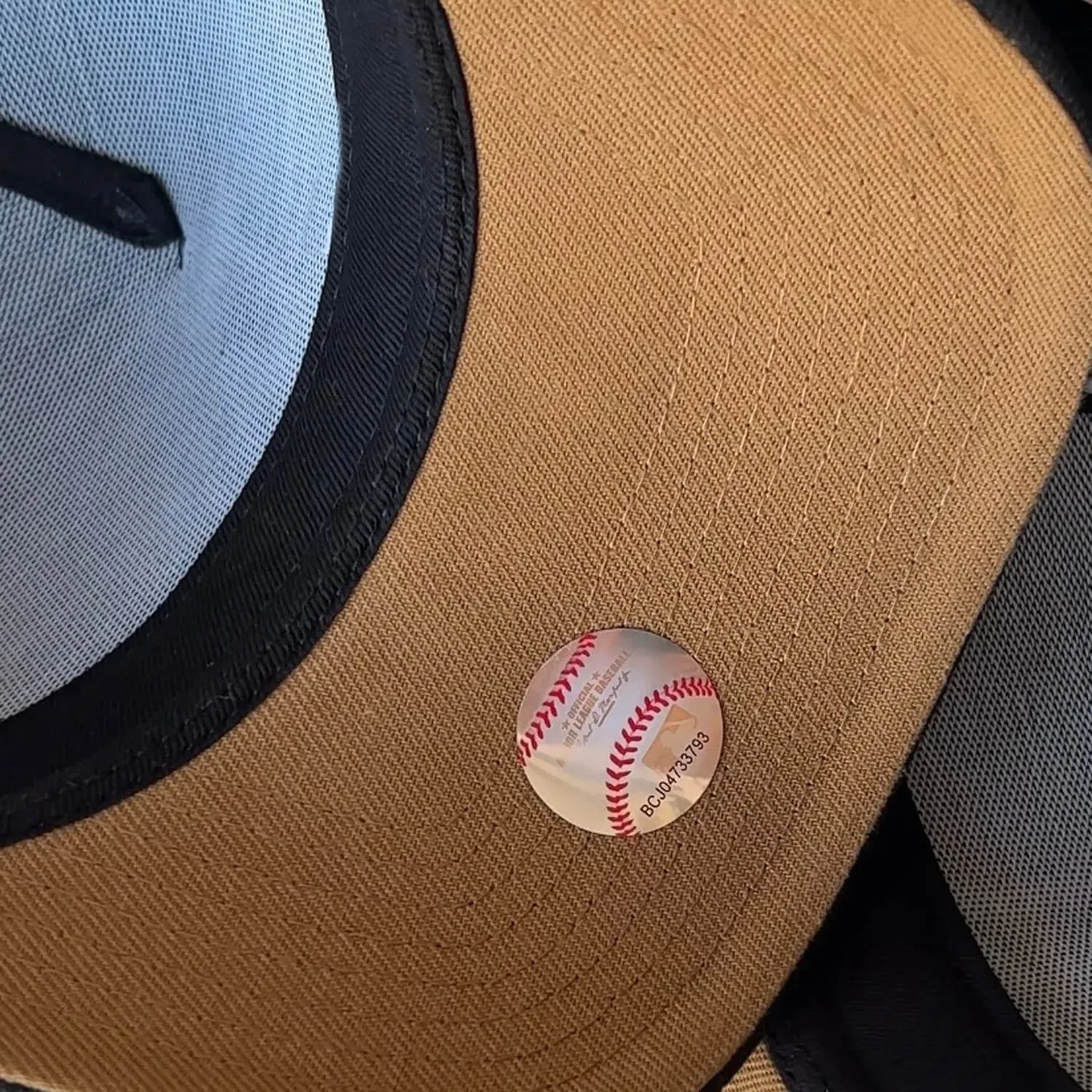 NEW ERA 9FORTY A-FRAME NEW YORK YANKEES WORLD SERIES 1999 TWO TONE / KHAKI UV SNAPBACK-Maverick
