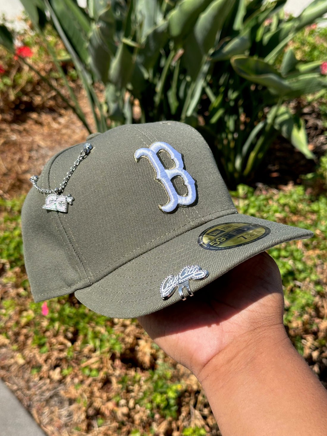 NEW ERA EXCLUSIVE 59FIFTY OLIVE BOSTON RED SOX-Maverick