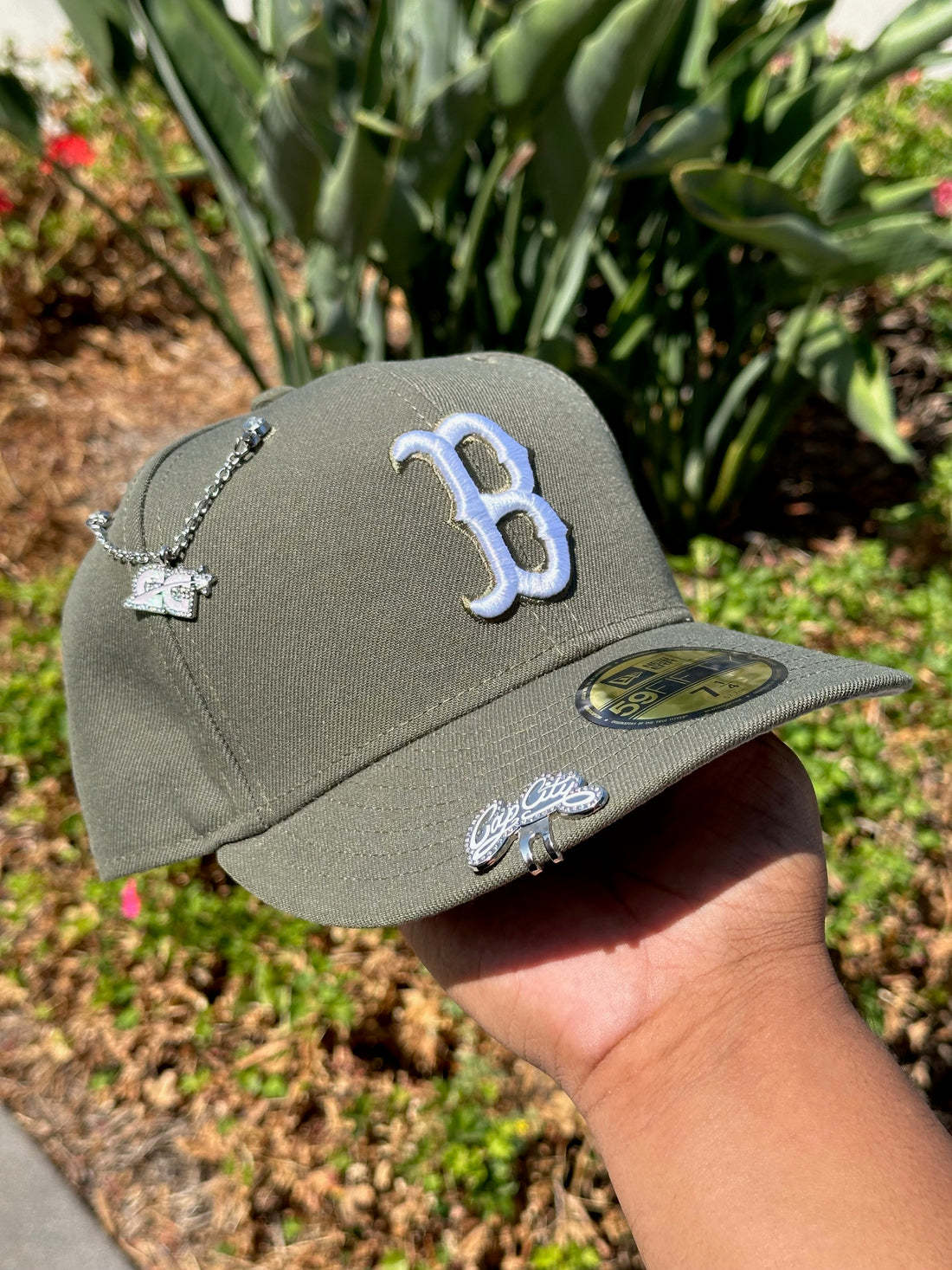 NEW ERA EXCLUSIVE 59FIFTY OLIVE BOSTON RED SOX-Maverick