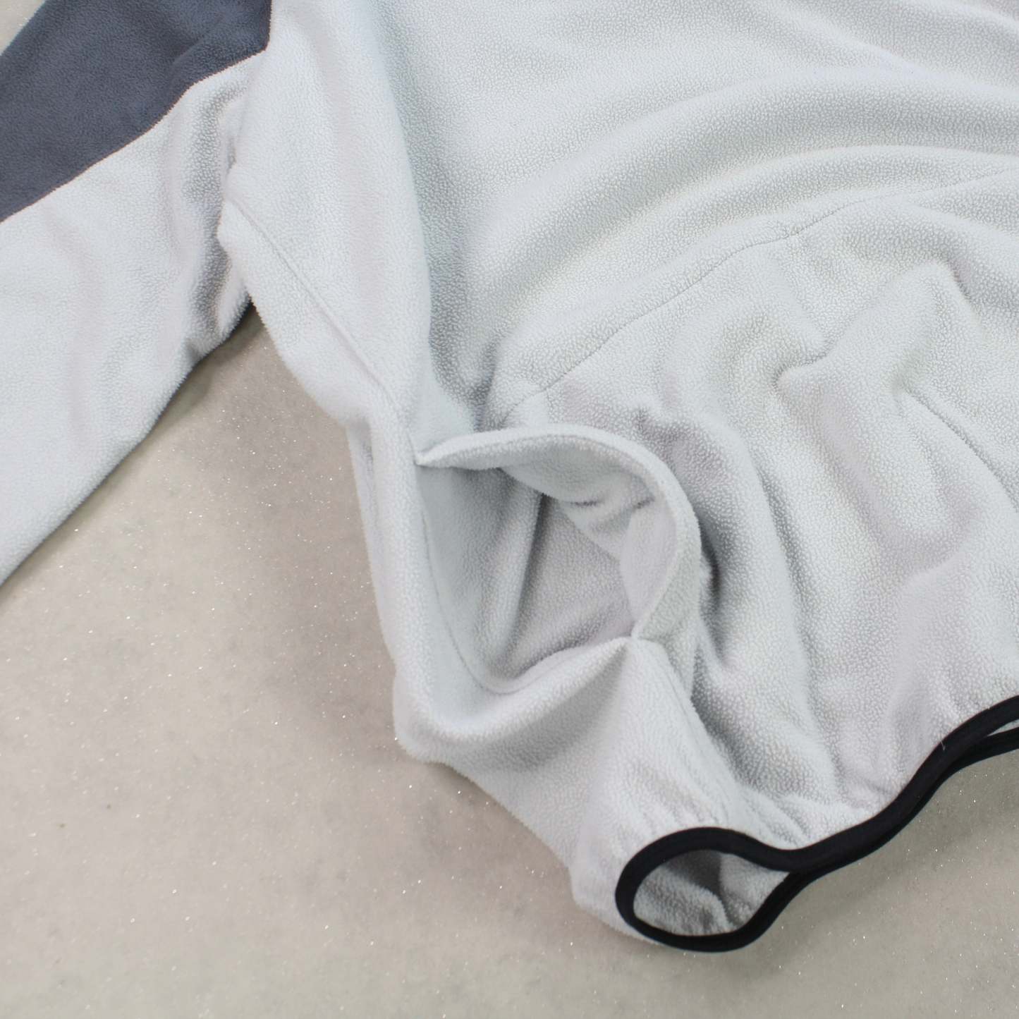 RARE 2000s 1/4 Fleece Grey-Maverick