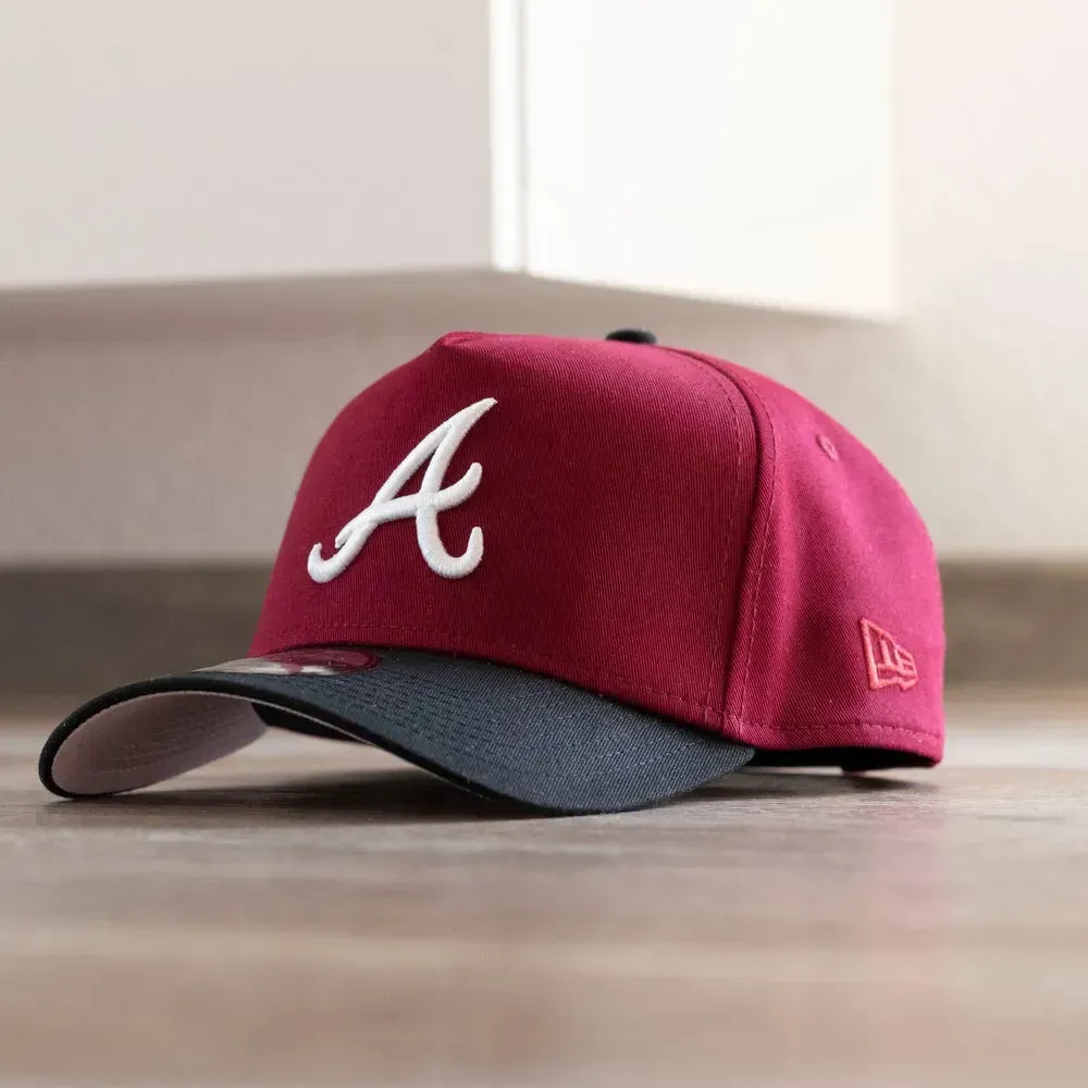NEW ERA 9FORTY A-FRAME MLB ATLANTA BRAVES 30TH ANNIVERSARY TWO TONE / PINK UV SNAPBACK CAP-Maverick