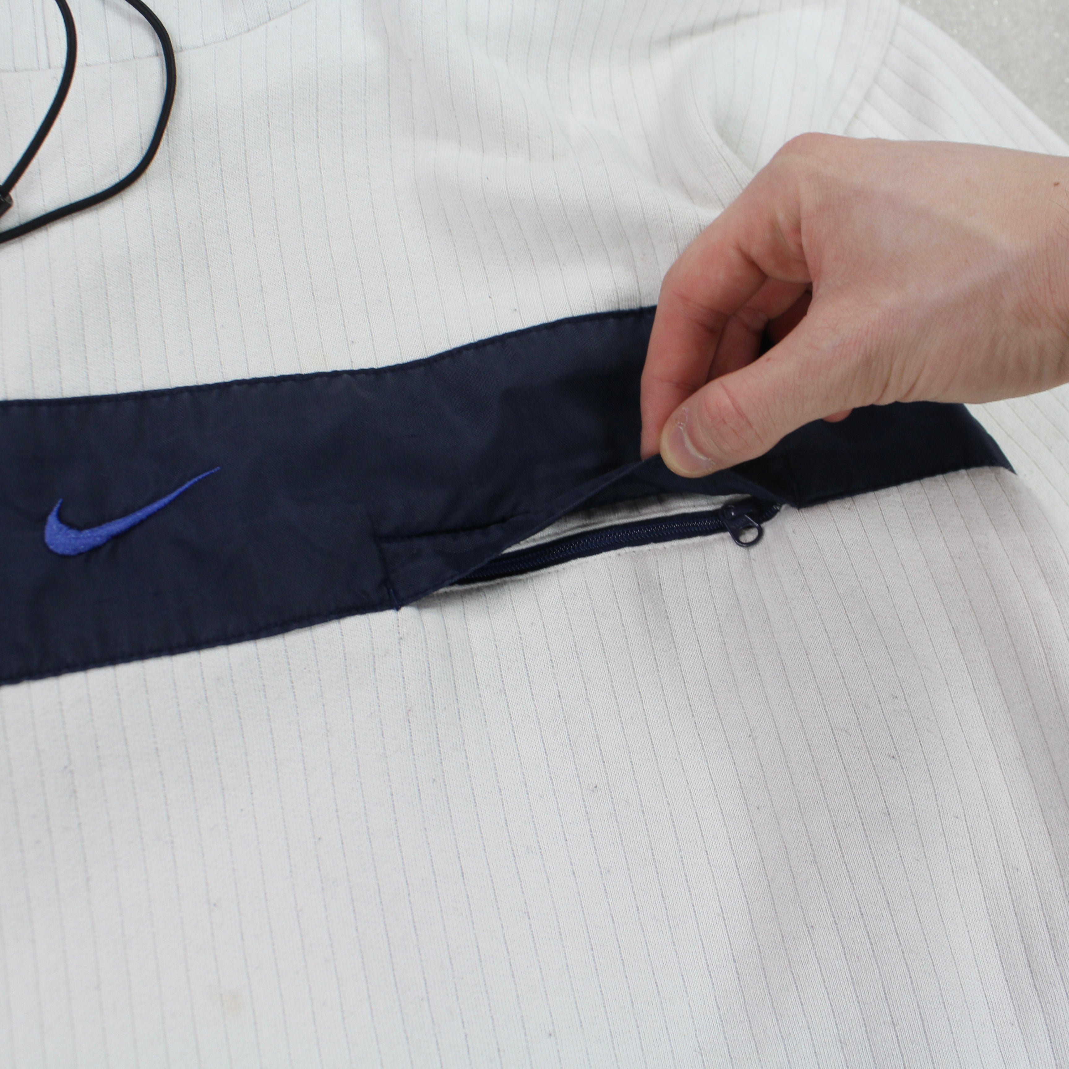 SUPER RARE 1990s  Hoodie Cream-Maverick