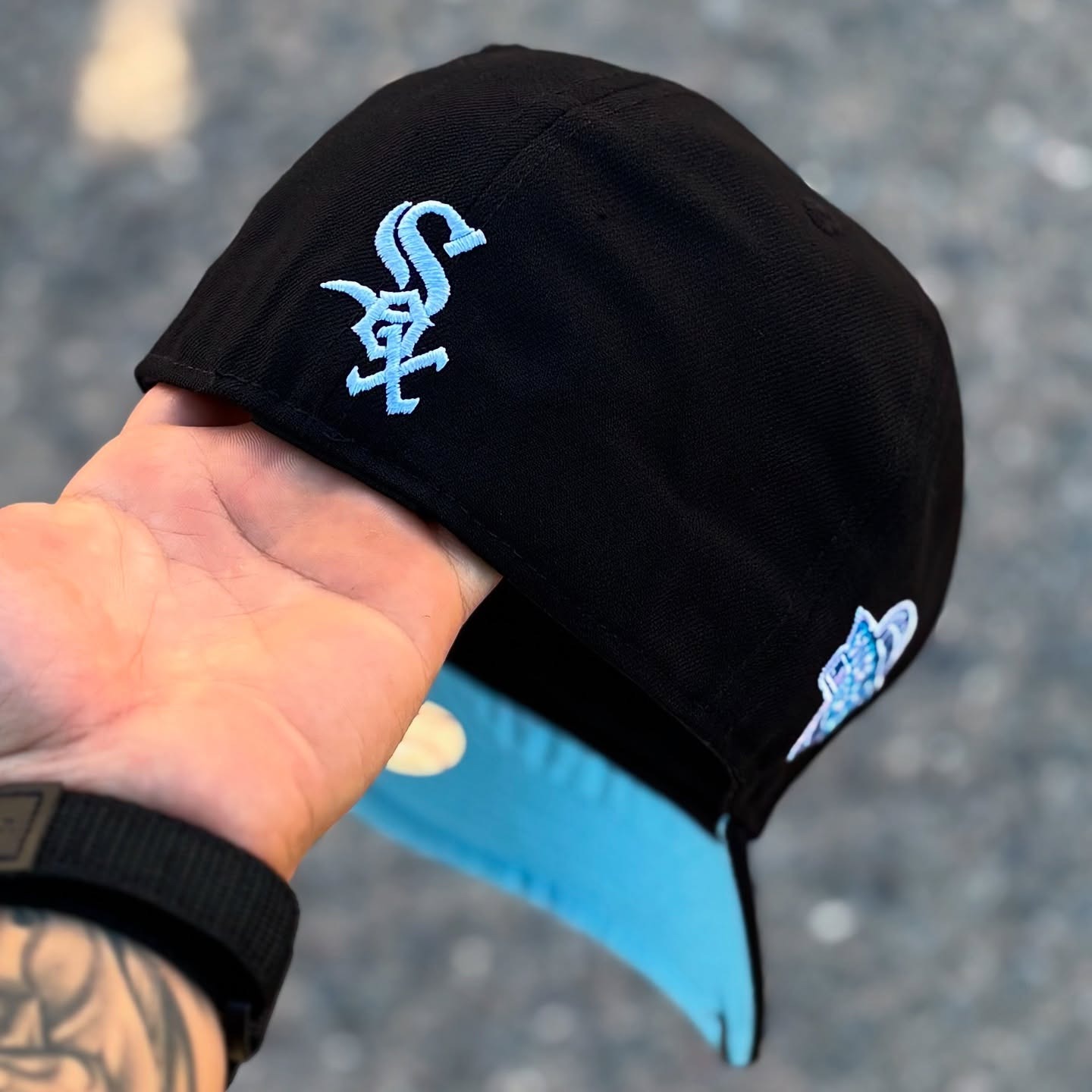NEW ERA CHICAGO WHITE SOX BLACK 2005 WORLD SERIES BLOOM SIDE PATCH EMBROIDERED CASUAL BASEBALL CAP-Maverick