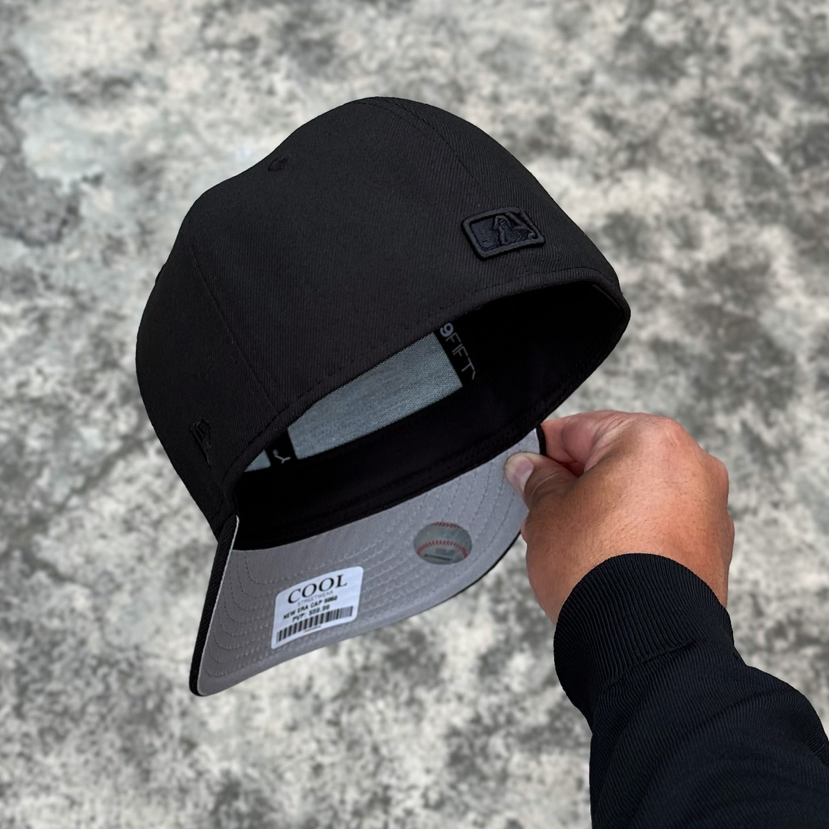 NEW ERA BASIC NEW YORK YANKEES BLACK EMBROIDERED CASUAL BASEBALL CAP-Maverick