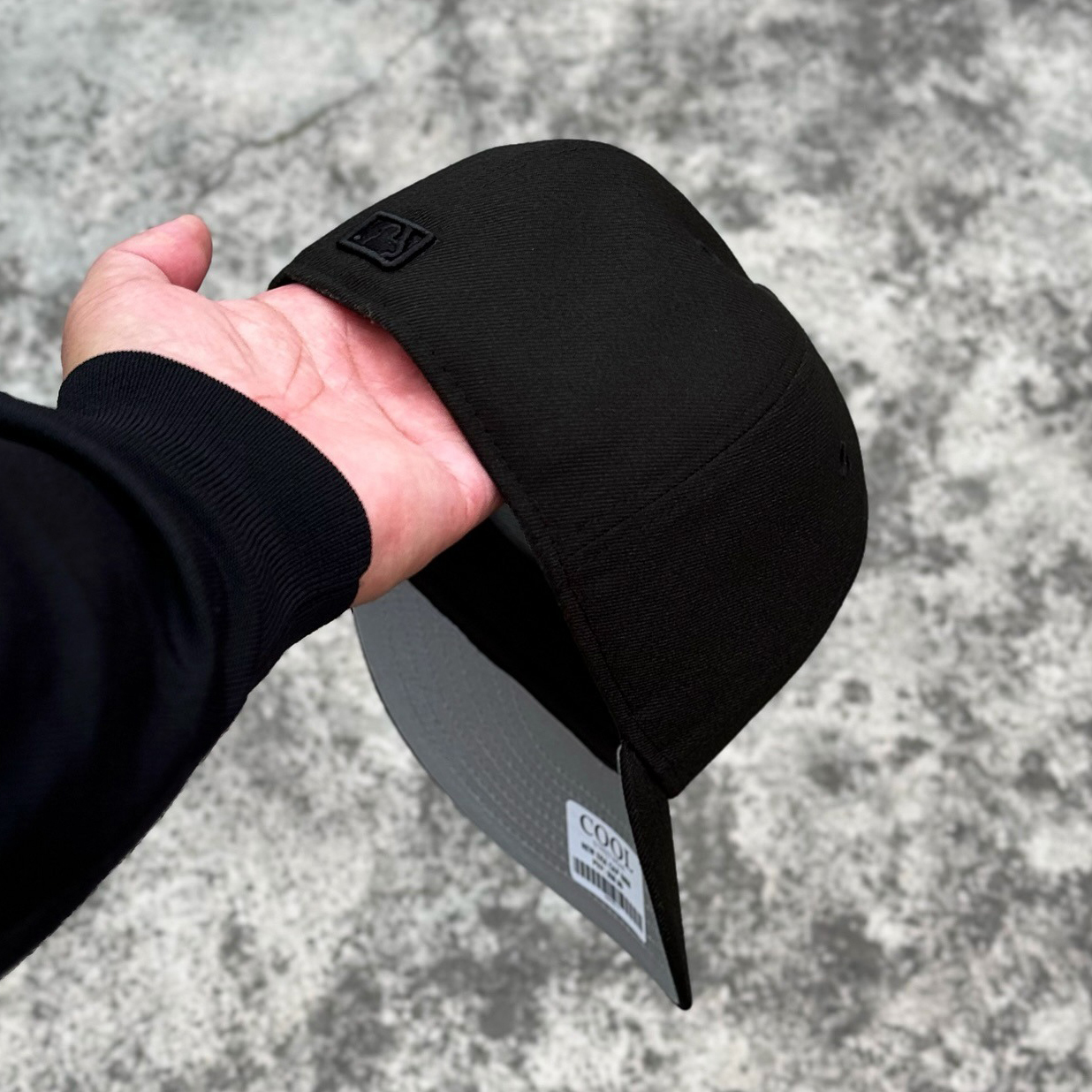 NEW ERA NEW BLACK ON BLACK BOSTON RED SOX EMBROIDERED CASUAL BASEBALL CAP-Maverick