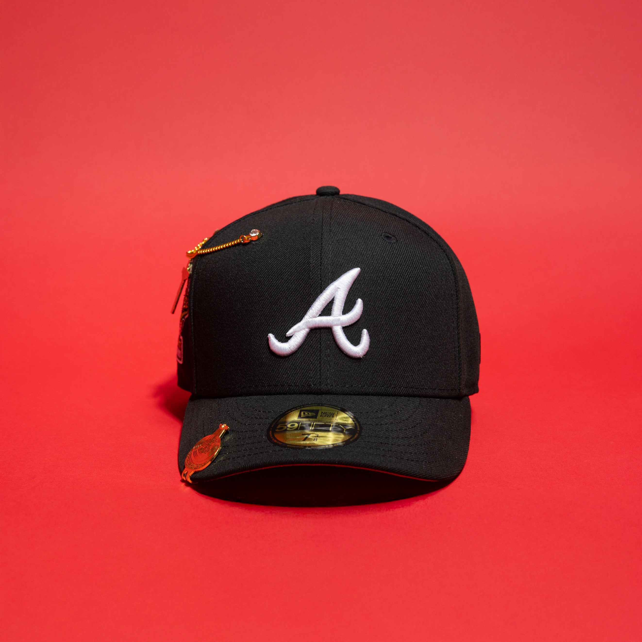 NEW ERA 59FIFTY BLACK ATLANTA BRAVES W/ 1995 WORLD SERIES SIDE PATCH-Maverick