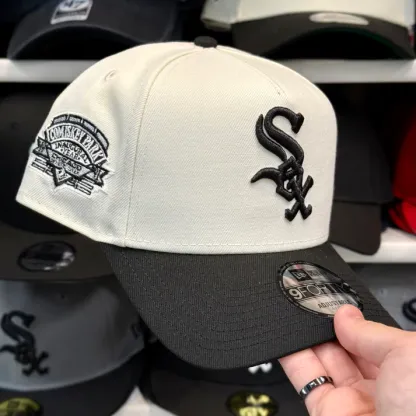 NEW ERA CHICAGO WHITE SOX COMISKEY PARK CHROME TWO TONE EDITION 9FORTY A FRAME SNAPBACK CAP-Maverick