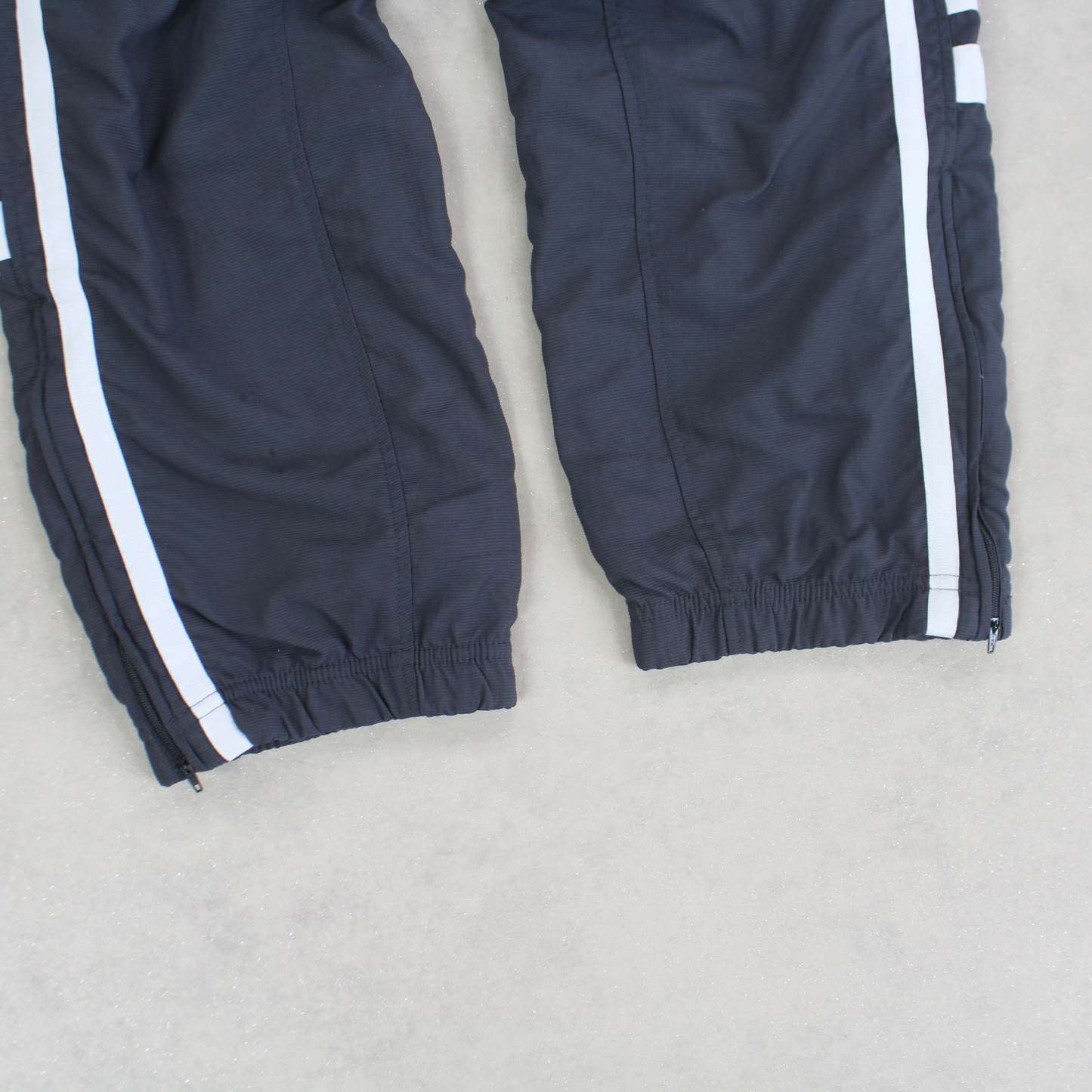 RARE 00s Trackpants Grey-Maverick