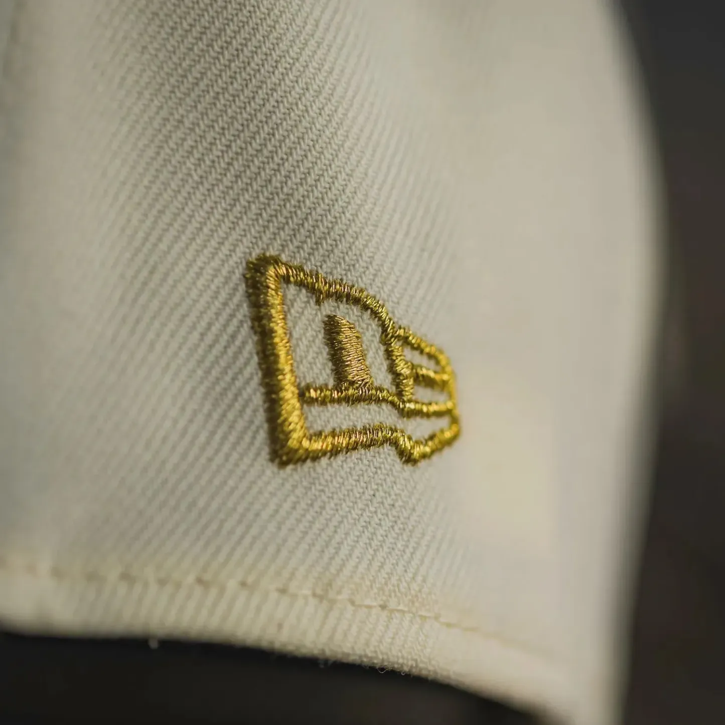 NEW ERA 9FORTY A-FRAME NEW YORK YANKEES WORLD SERIES 1999 TWO TONE / GREY UV SNAPBACK-Maverick