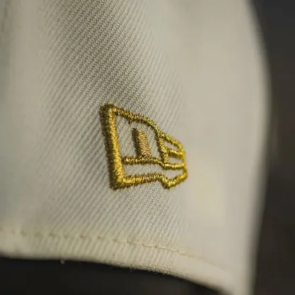 NEW ERA 9FORTY A-FRAME NEW YORK YANKEES WORLD SERIES 1999 TWO TONE / GREY UV SNAPBACK-Maverick