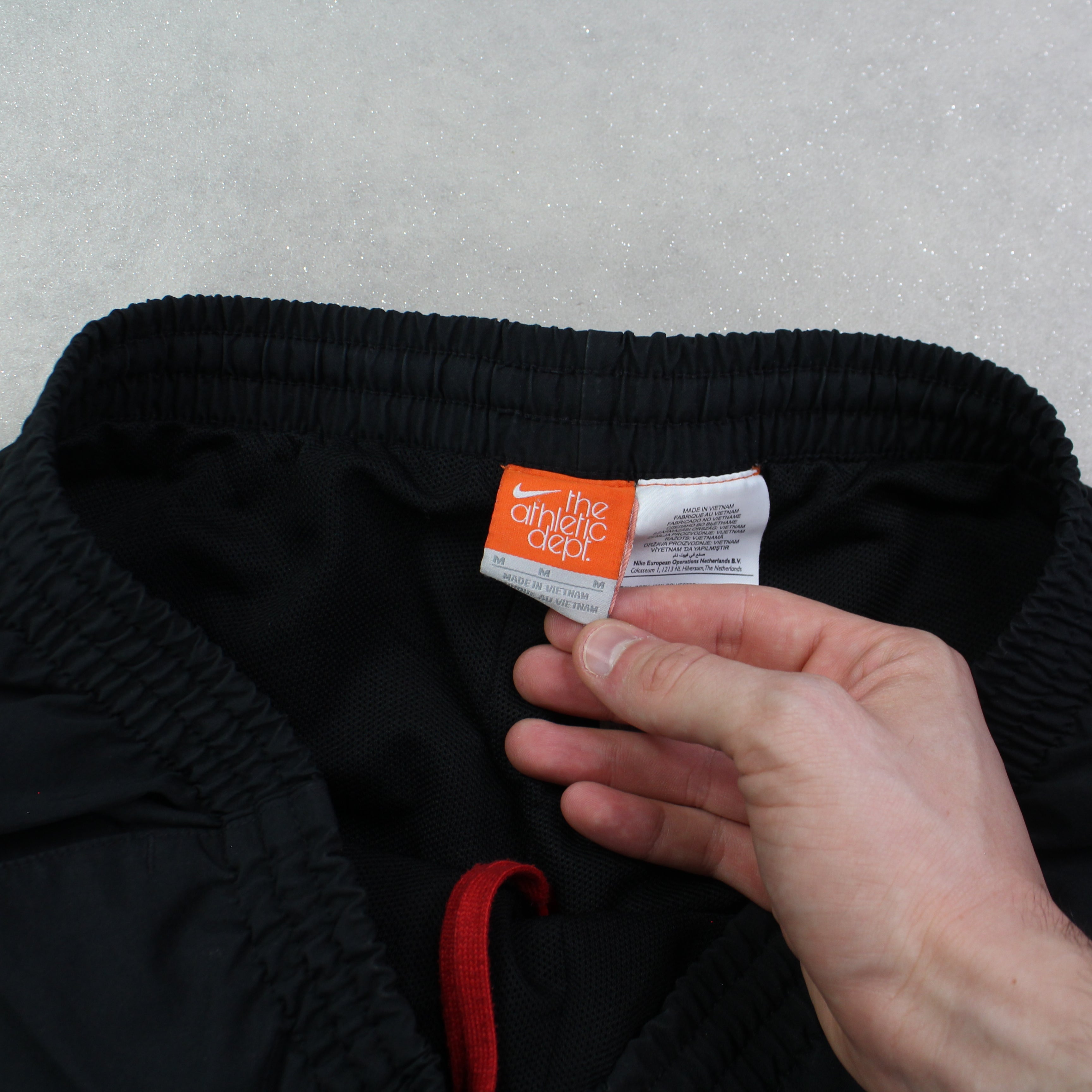 RARE 00s Trackpants Black-Maverick