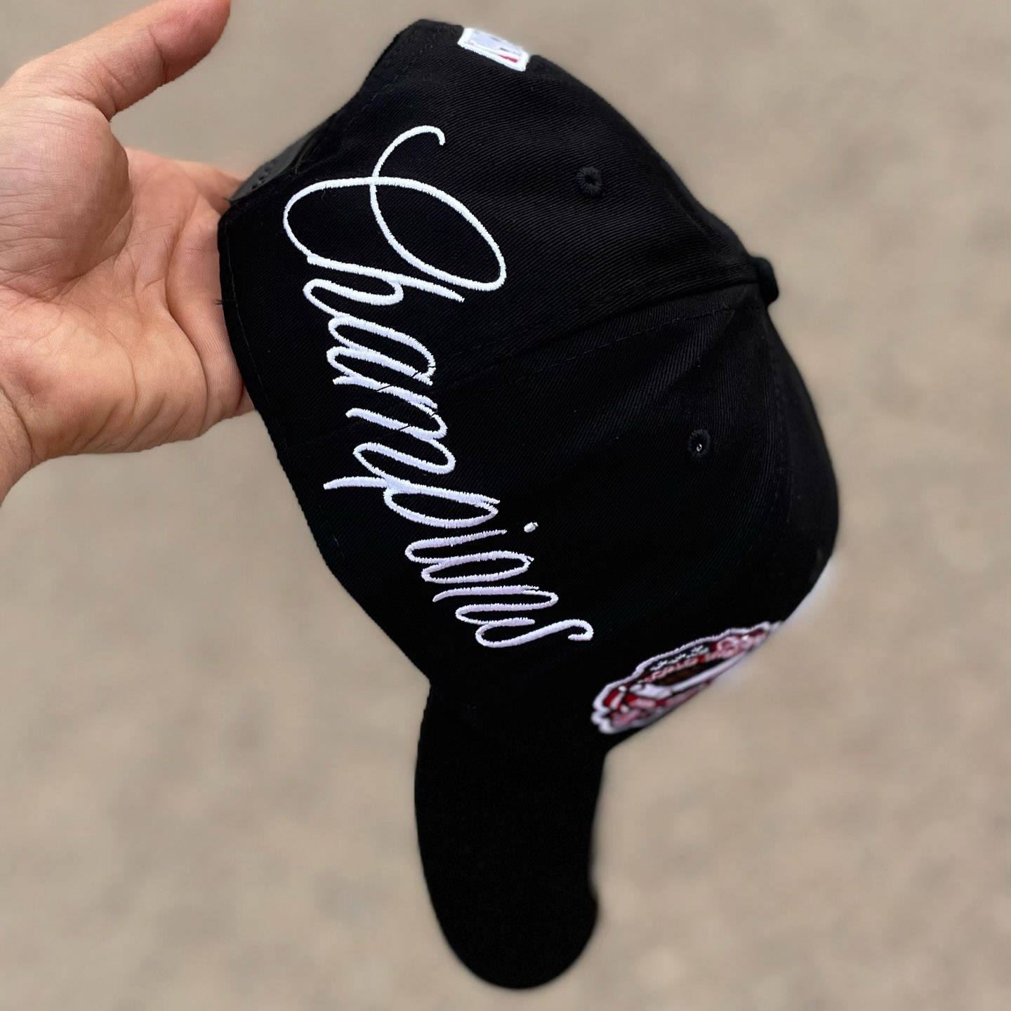 NEW ERA CHICAGO WHITE SOX BLACK HISTORIC WORLD SERIES CHAMPIONS EMBROIDERED CASUAL BASEBALL CAP-Maverick