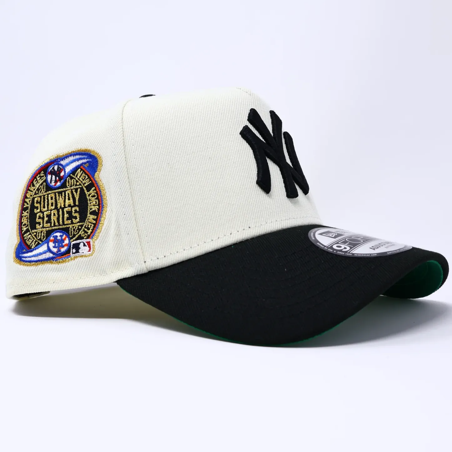 NEW ERA NEW YORK YANKEES SUBWAY SERIES 2000 CHROME TWO TONE EDITION 9FORTY A FRAME SNAPBACK CAP-Maverick