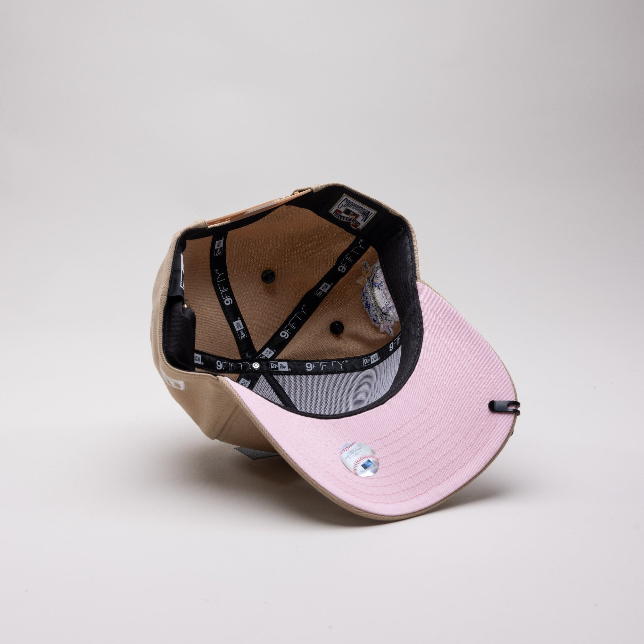 NEW ERA EXCLUSIVE 9FIFTY A-FRAME LIGHT KHAKI ATLANTA BRAVES SNAPBACK W/ 2000 ALL STAR GAME SIDE PATCH-Maverick