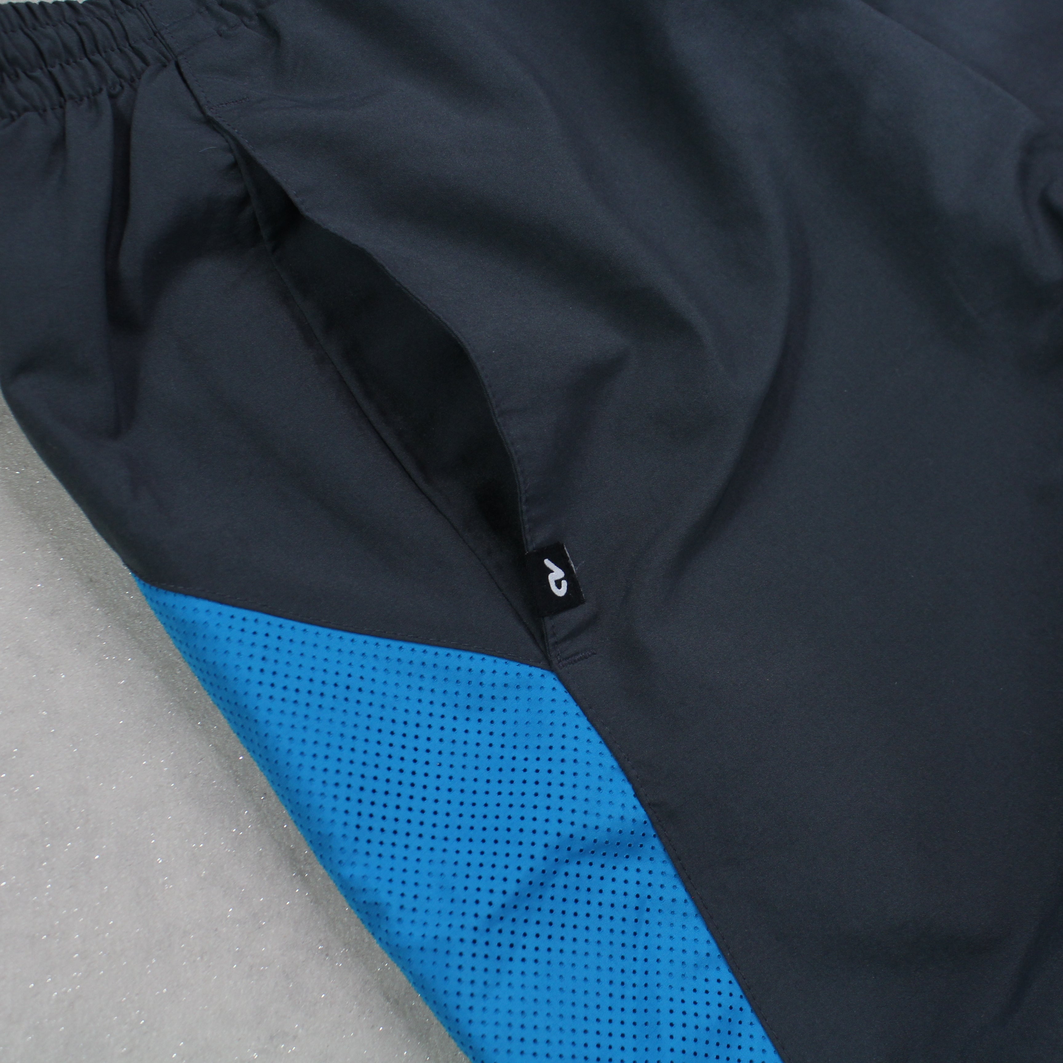 RARE 2000s Trackpants Grey-Maverick