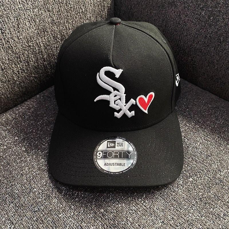 NEW ERA CHICAGO SOX LOVE 9FORTY ADJUSTABLE BLACK SNAPBACK-Maverick