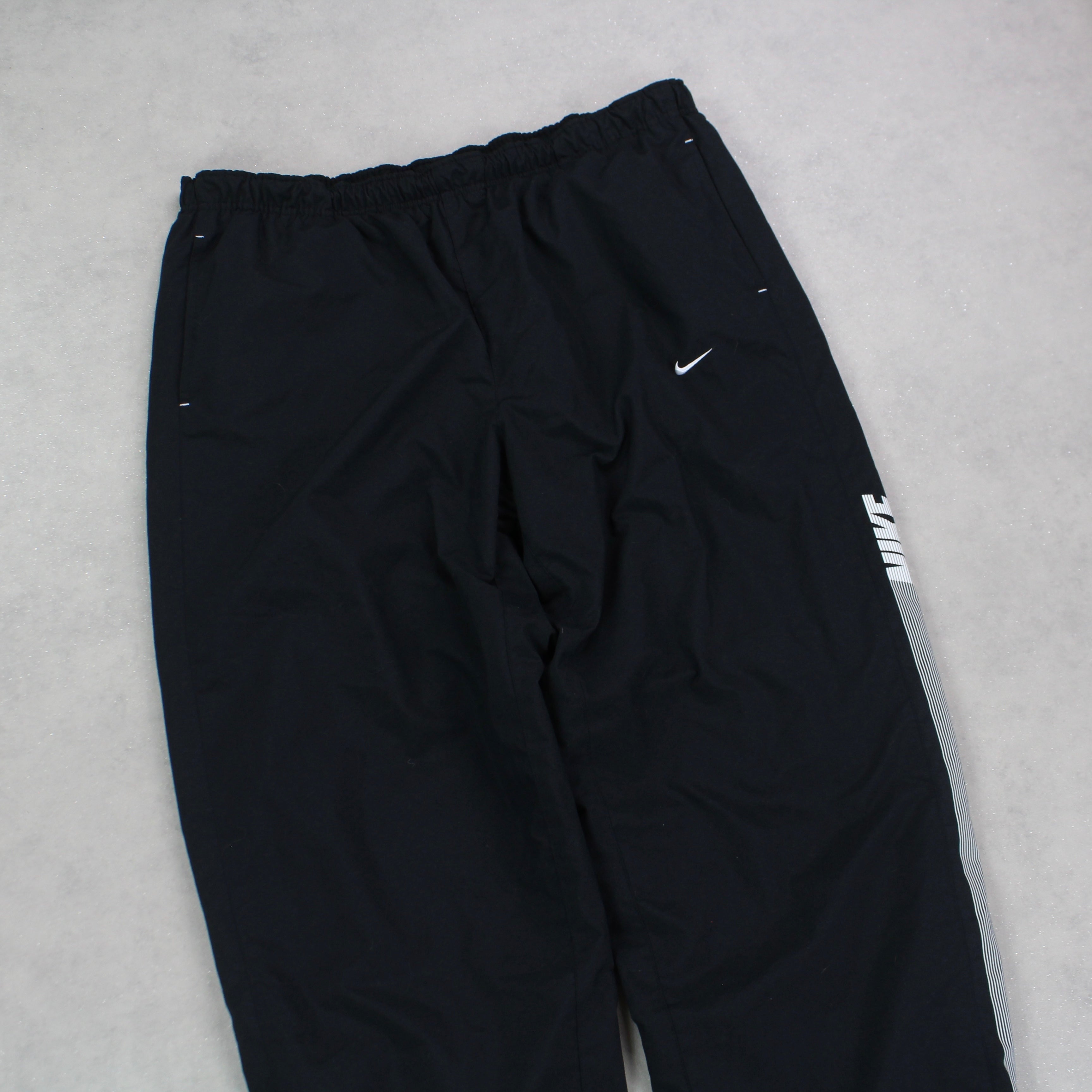RARE 00s Trackpants Black-Maverick
