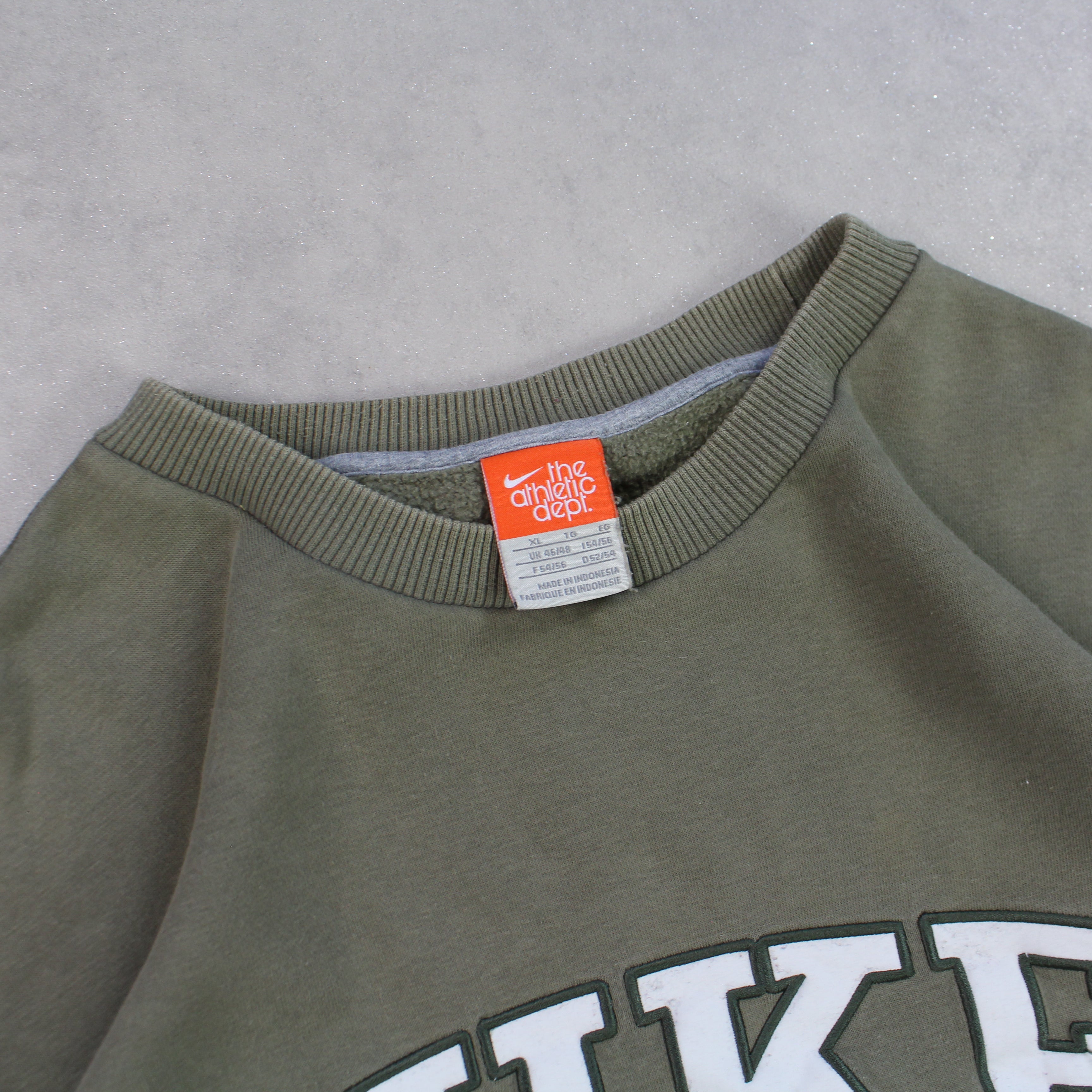 RARE 2000s  Sweatshirt Green-Maverick