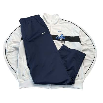 Tracksuit-Maverick