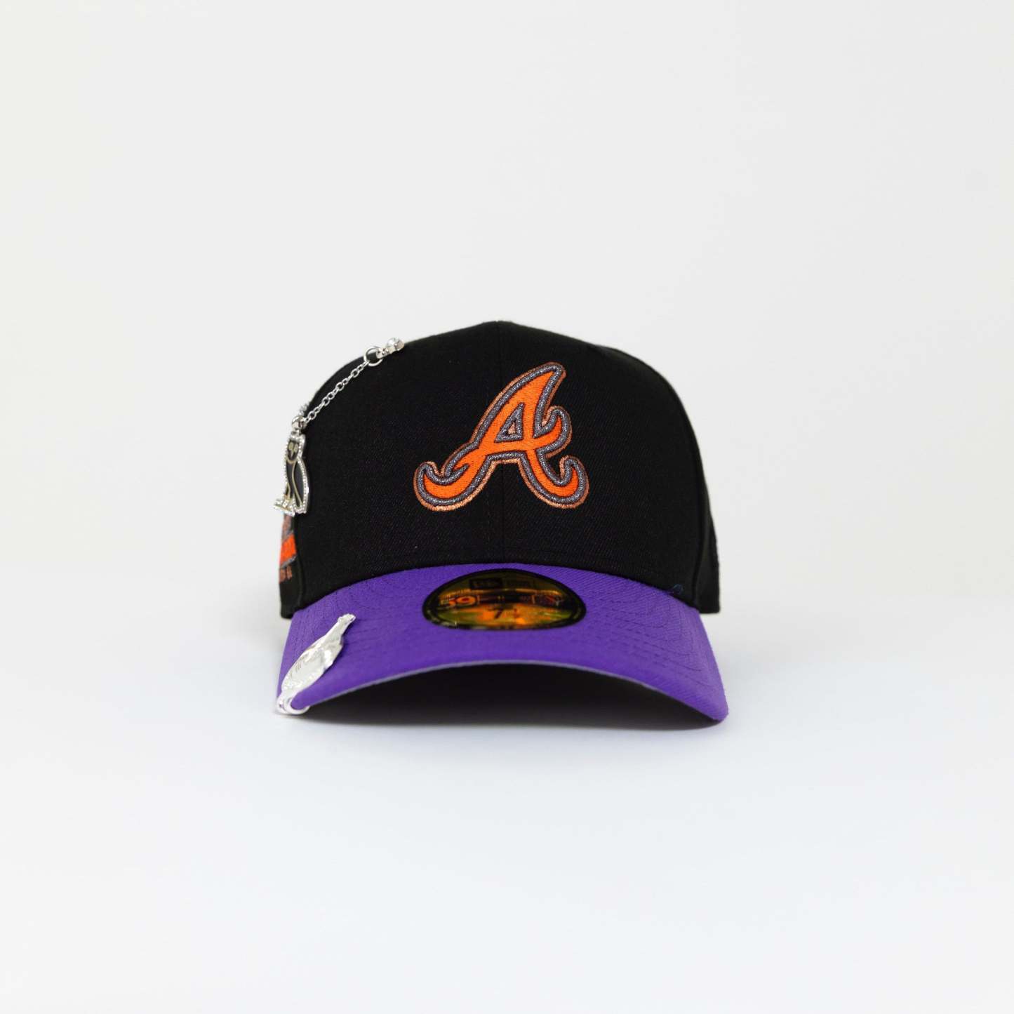 NEW ERA 59FIFTY BLACK/ PURPLE ATLANTA BRAVES W/ "ATLANTA-FULTON" SIDE PATCH-Maverick