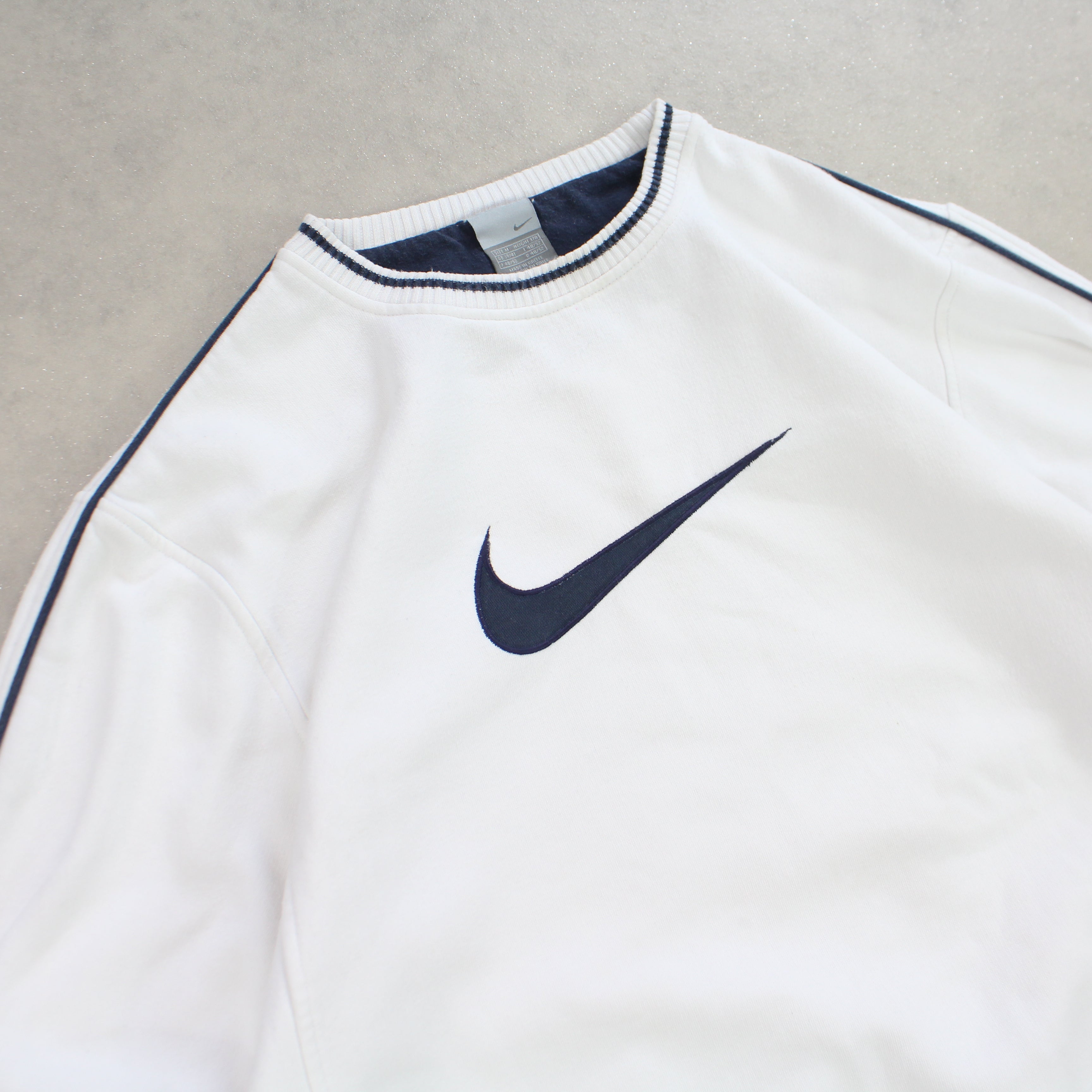 RARE 2000s  Heavyweight Sweatshirt White-Maverick