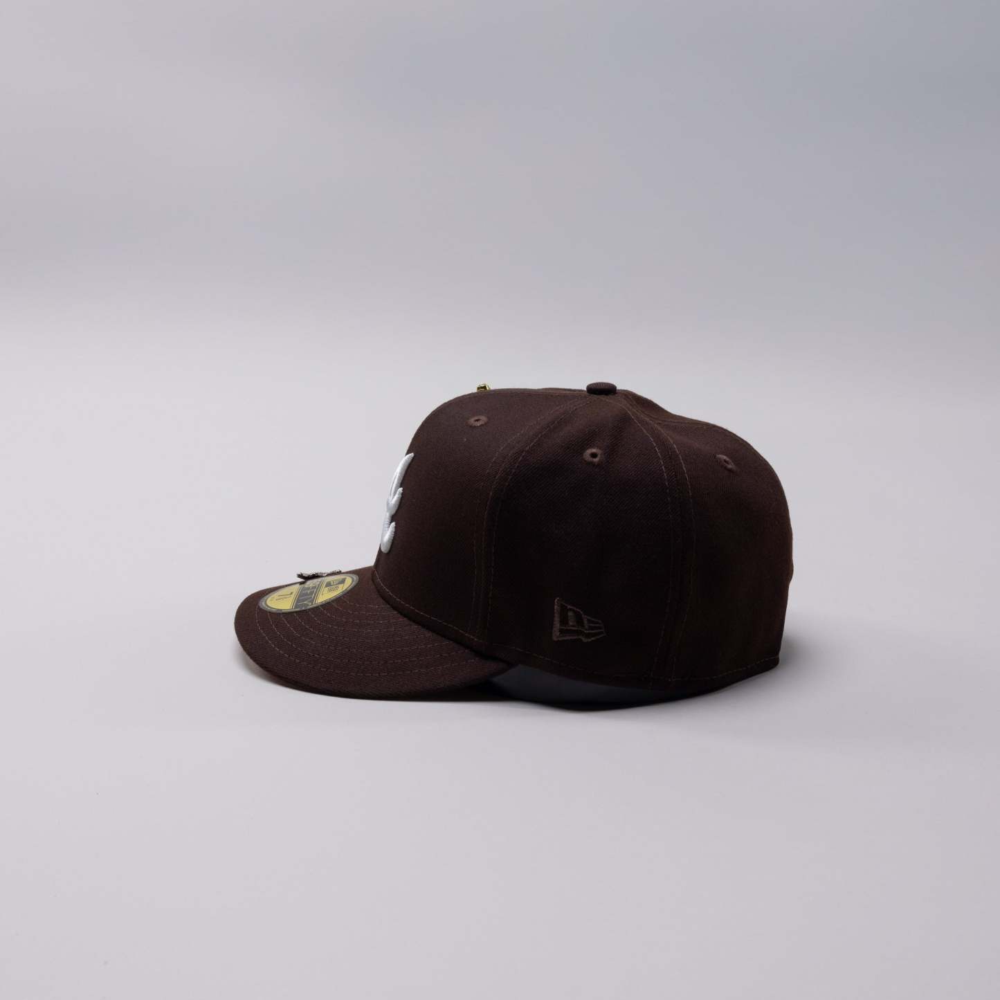 NEW ERA 59FIFTY BROWN ATLANTA BRAVES W/ 1992 WORLD SERIES SIDE PATCH-Maverick