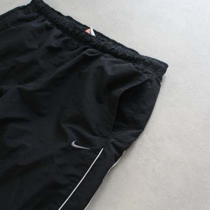 RARE 2000s Trackpants Black-Maverick